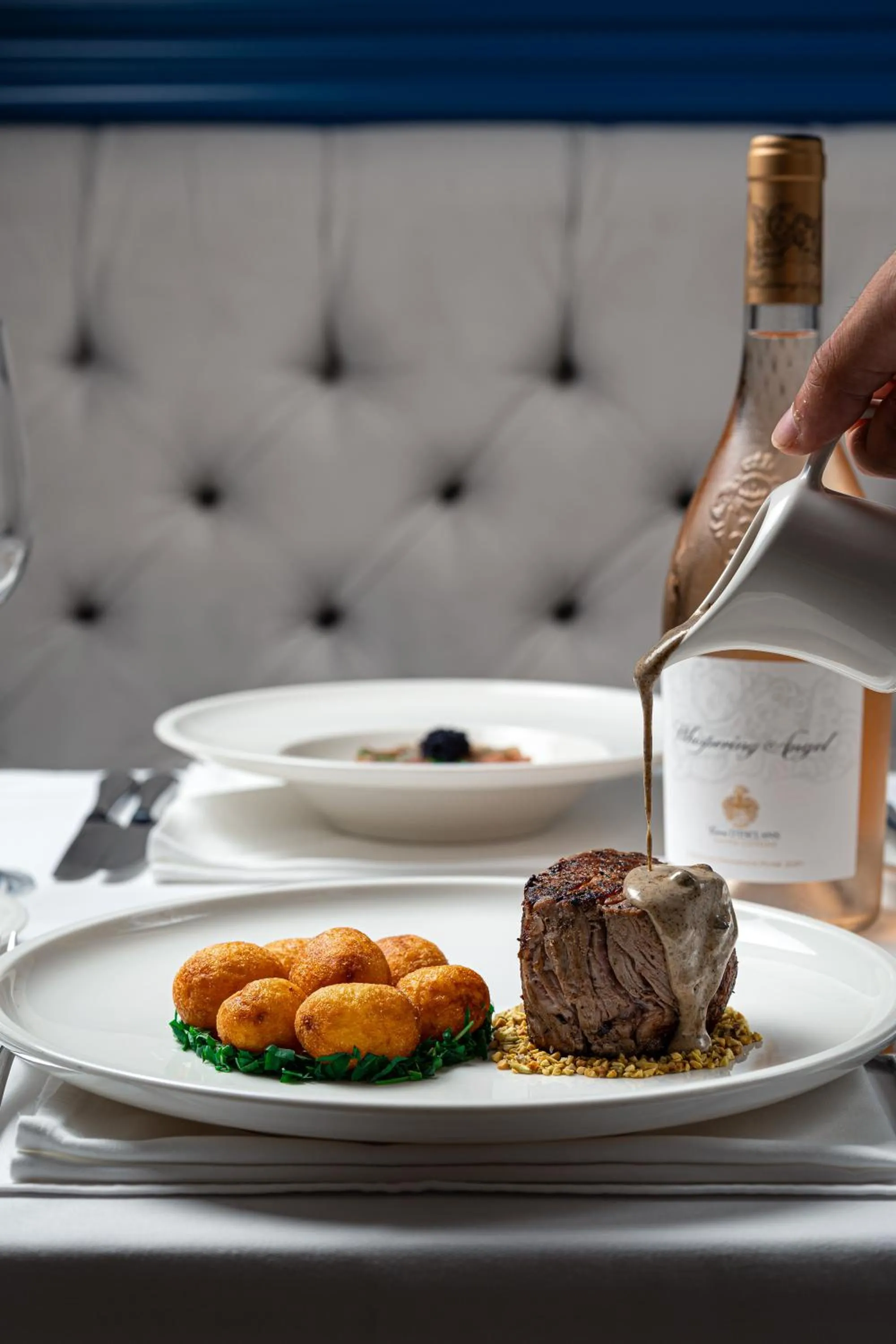 Food and drinks in Hotel California by Aycon