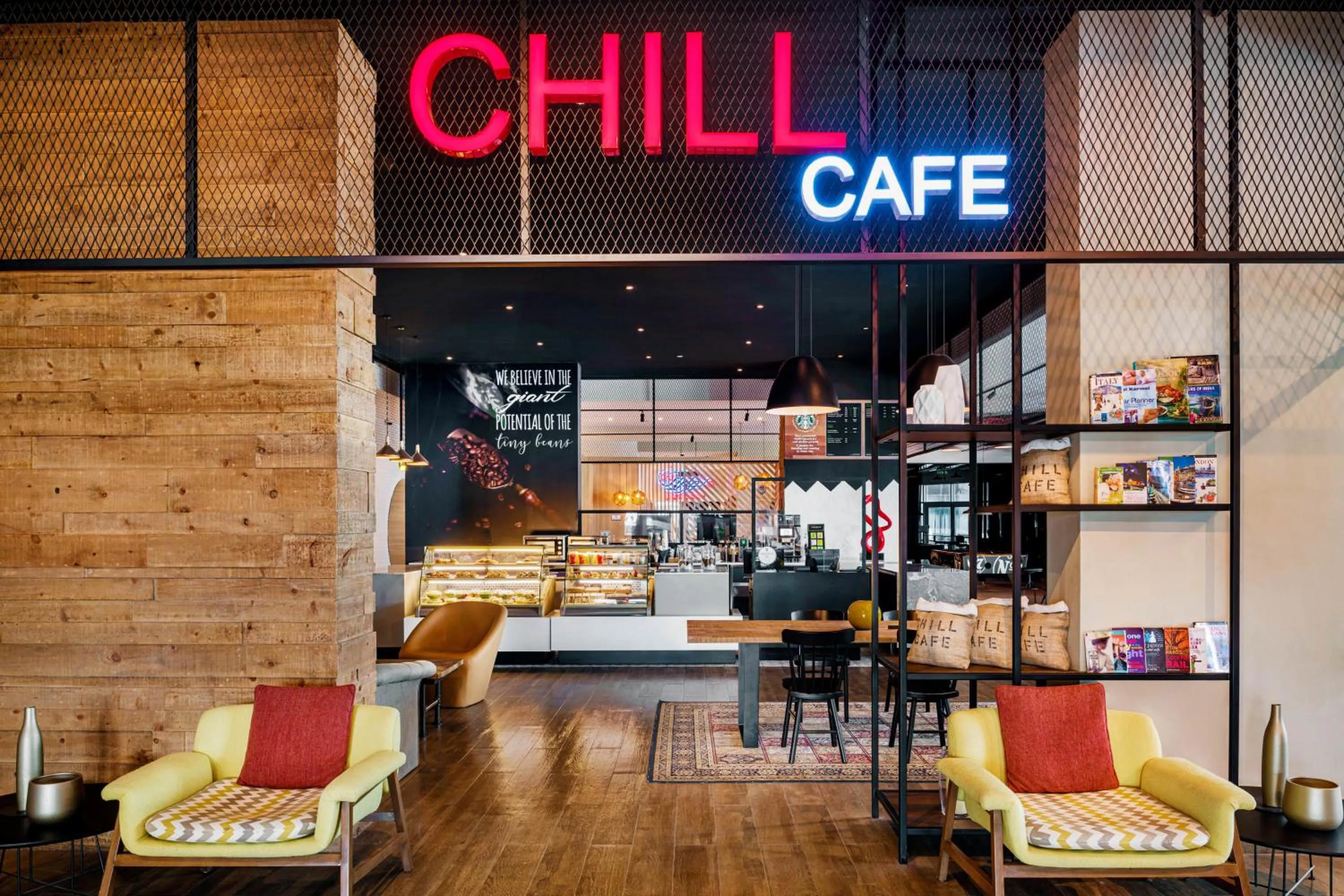 Restaurant/places to eat in Ibis Al Barsha