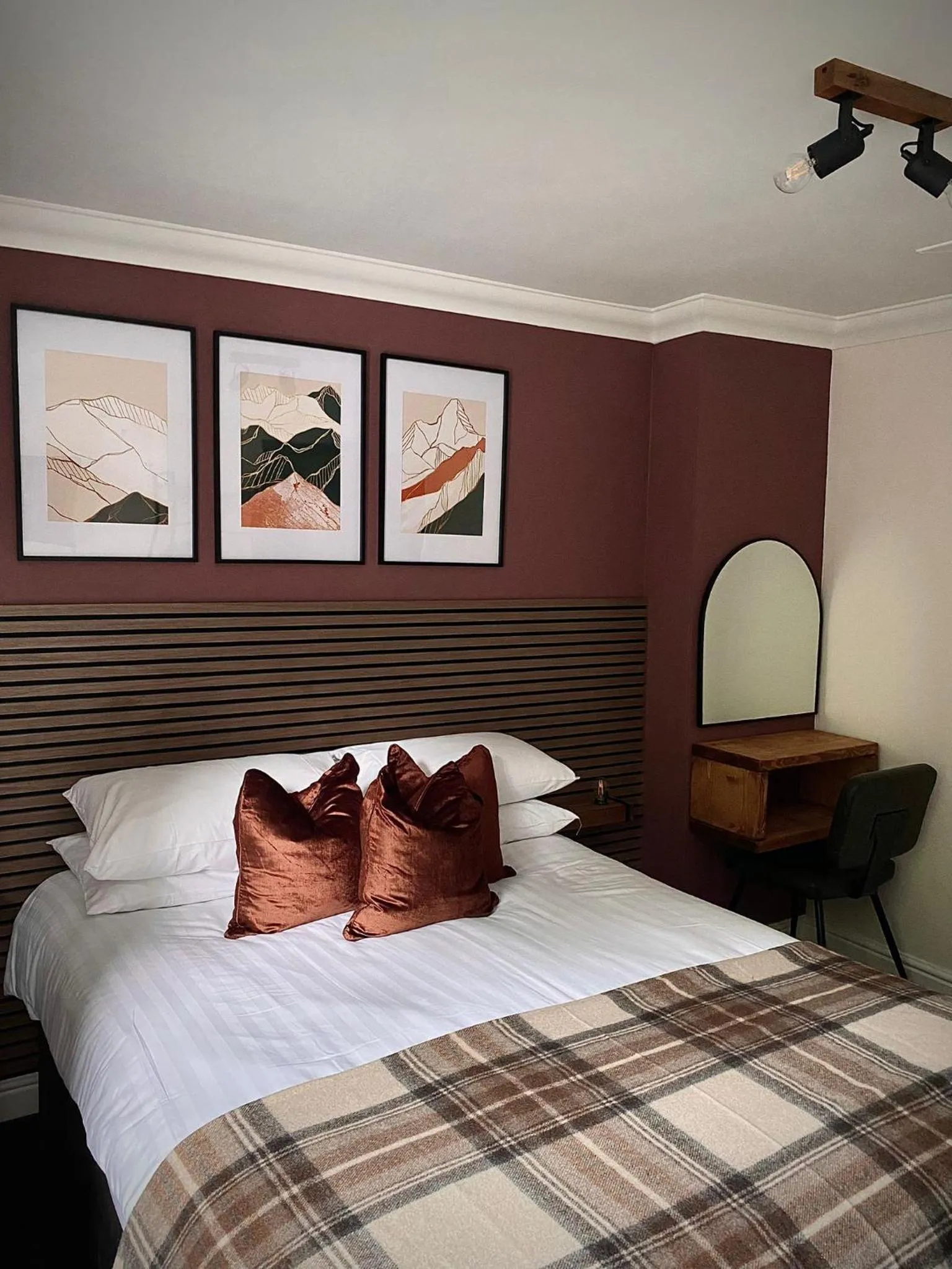 Bed in Lochside Guest House