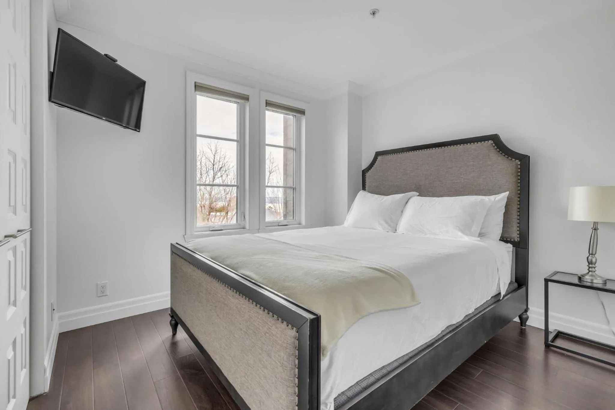 Bed in INITIAL - HORIZON - Chutes-Montmorency