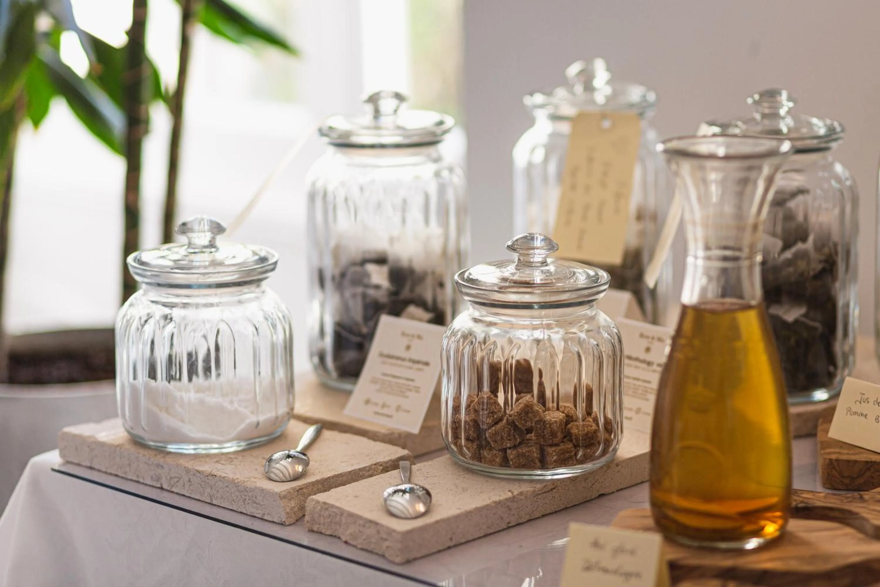 Breakfast in Château De Razay