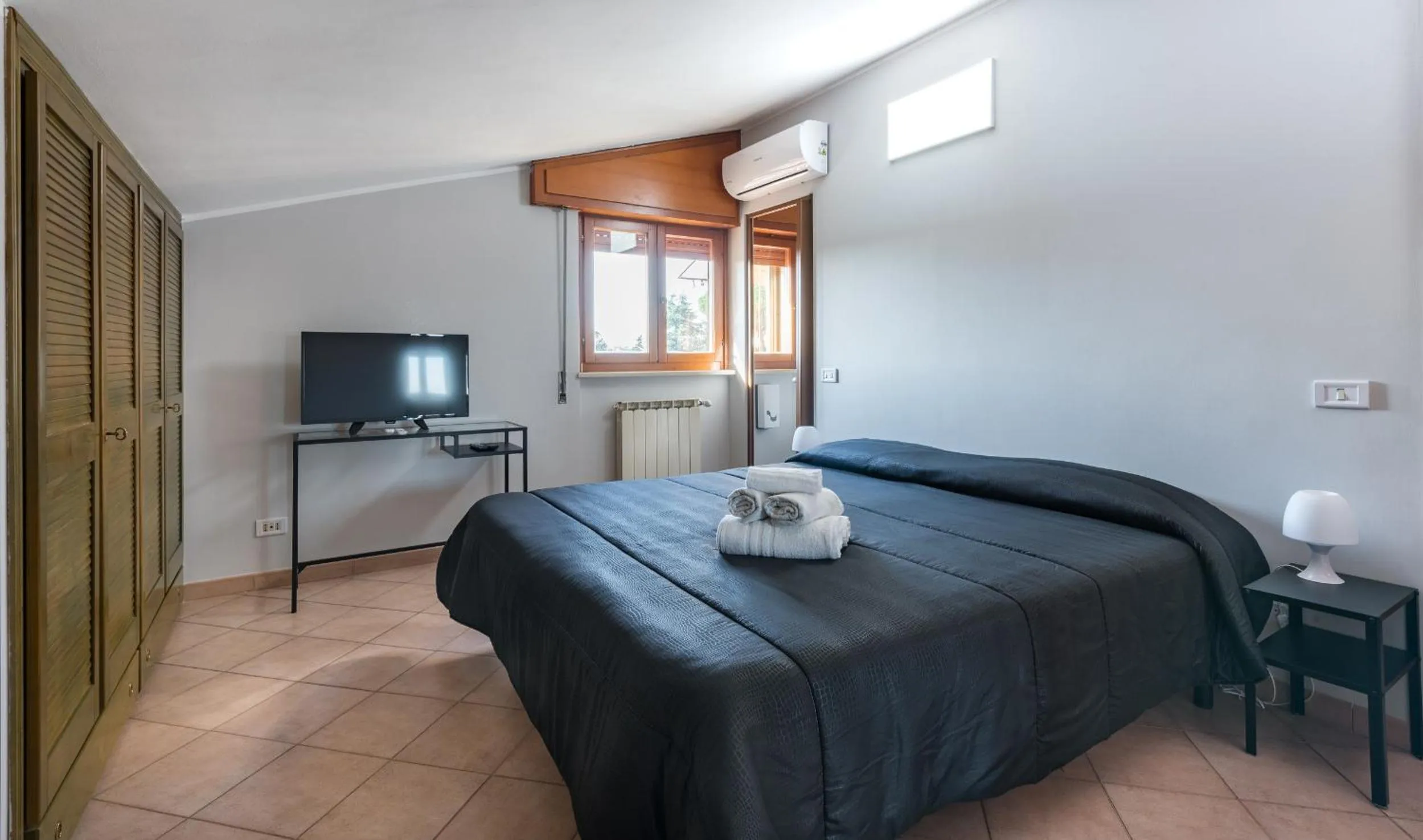 Bed in Travelershome Ciampino&Morena GuestHouse