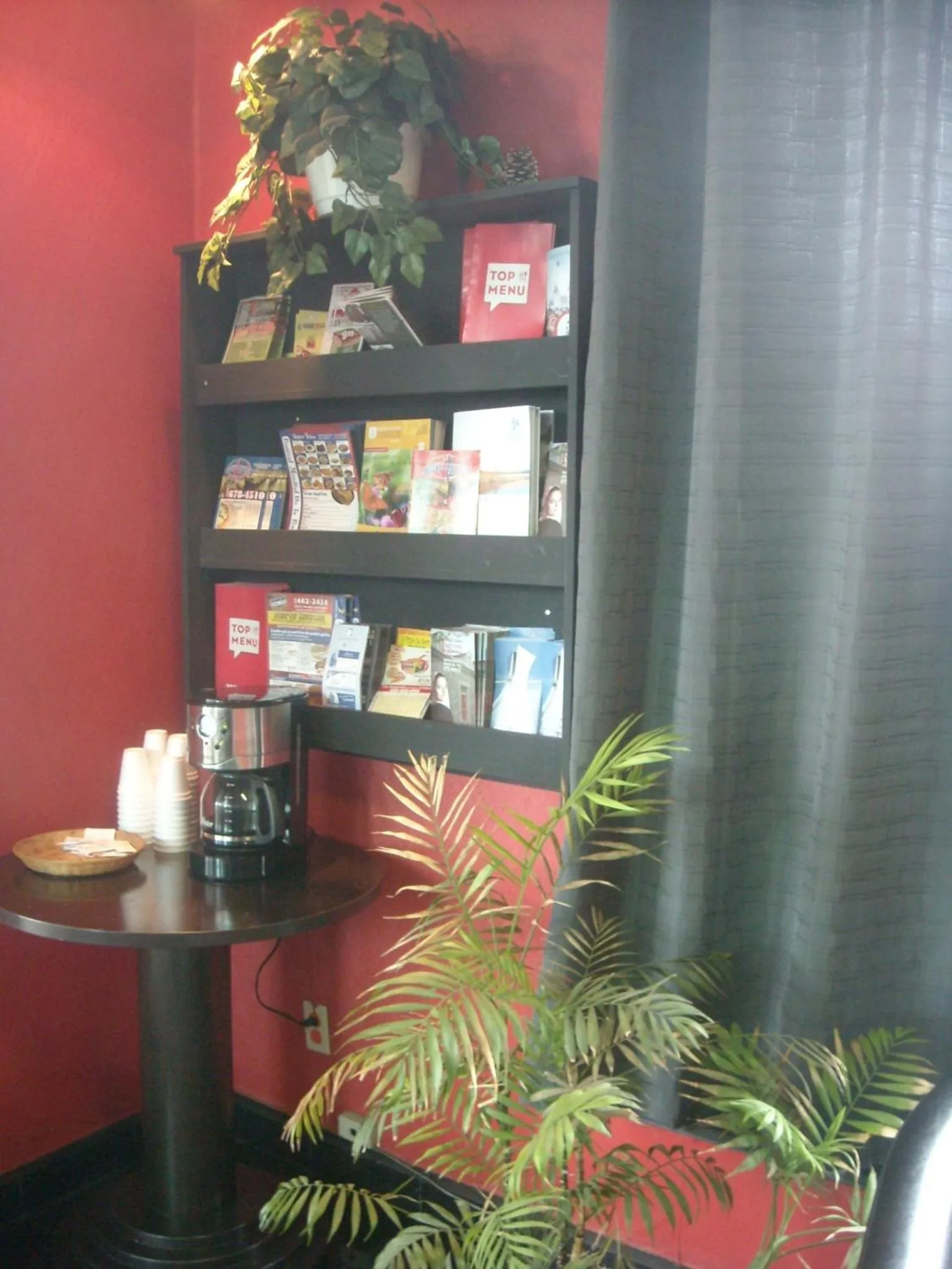 Lobby or reception in Grand Motel Saint-Hubert