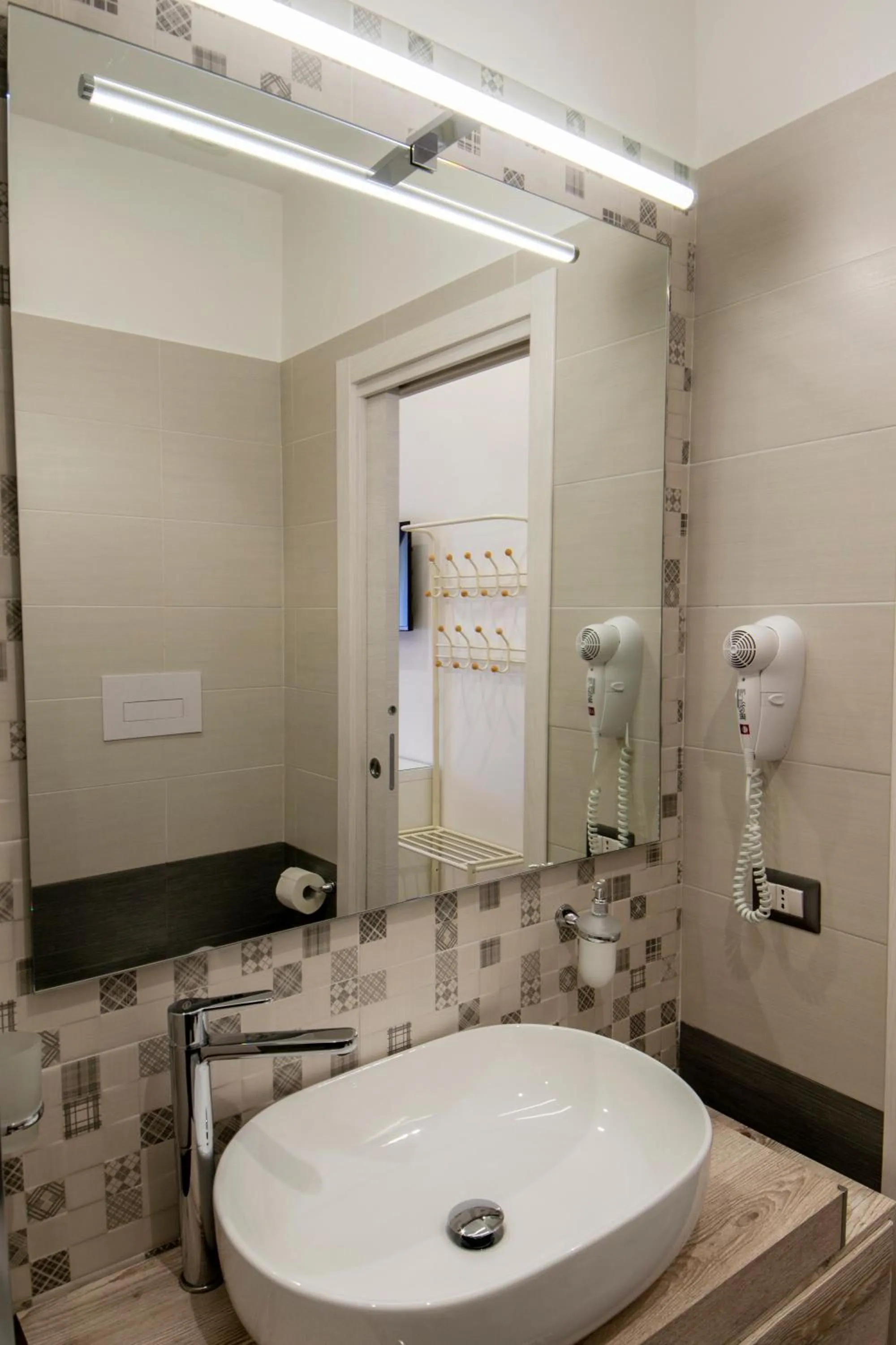 Bathroom in B&B Maremy... I 4 Elementi