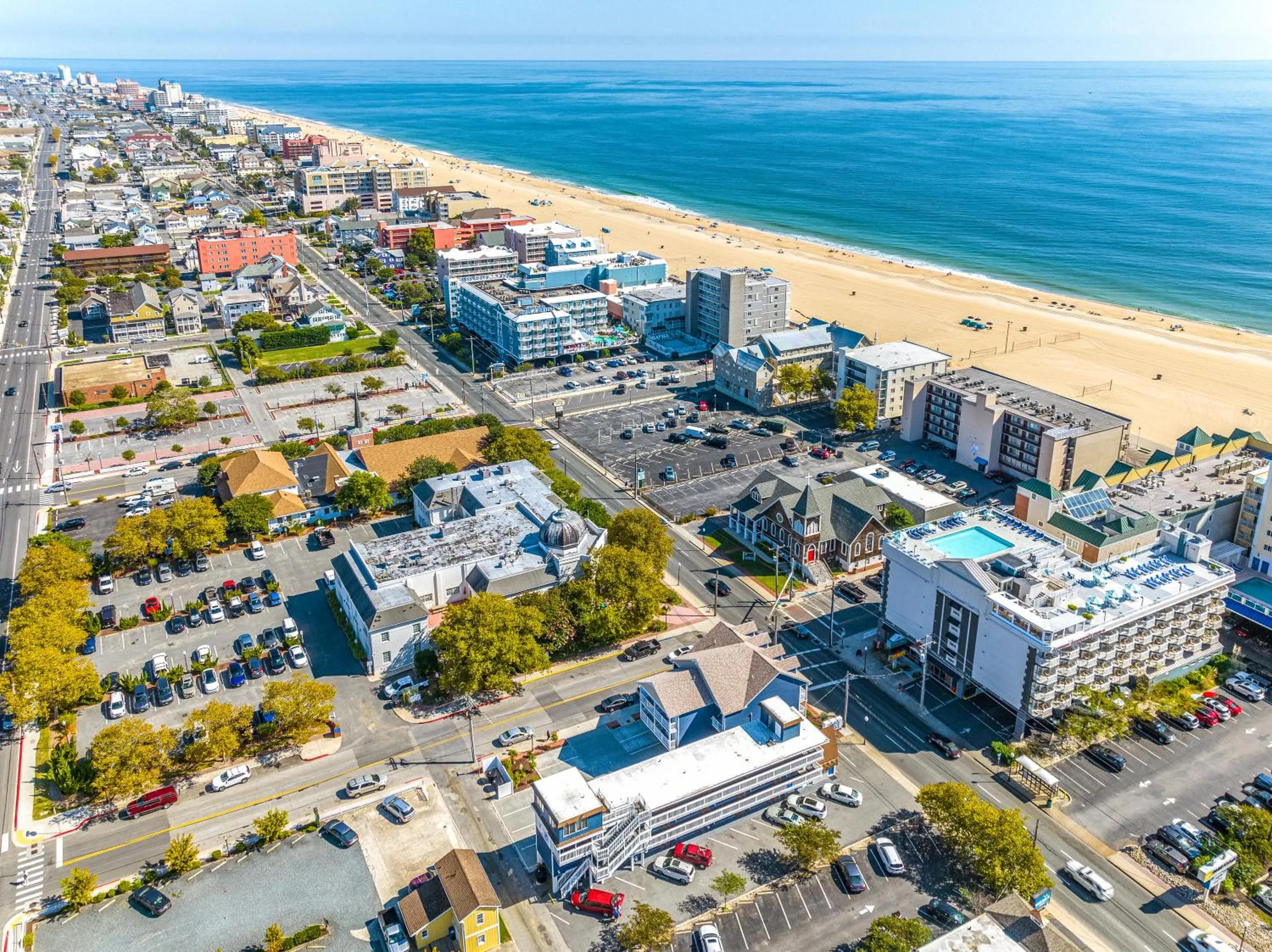 Property building in Beach Bum Inn