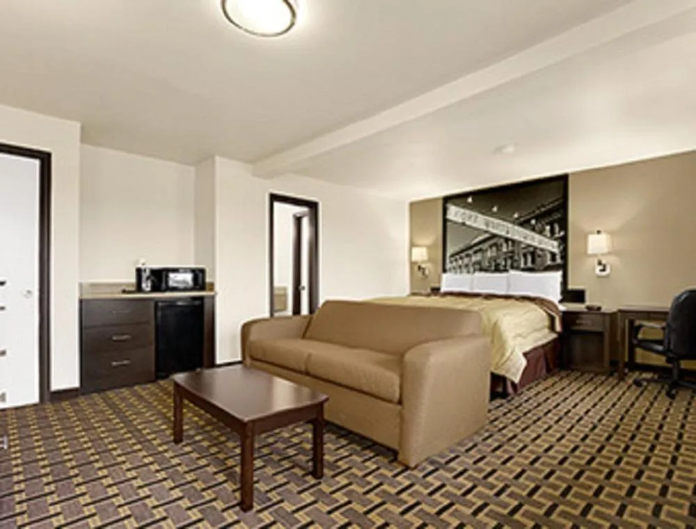 Photo of the whole room, Bed in Super 8 by Wyndham Fort Worth TX