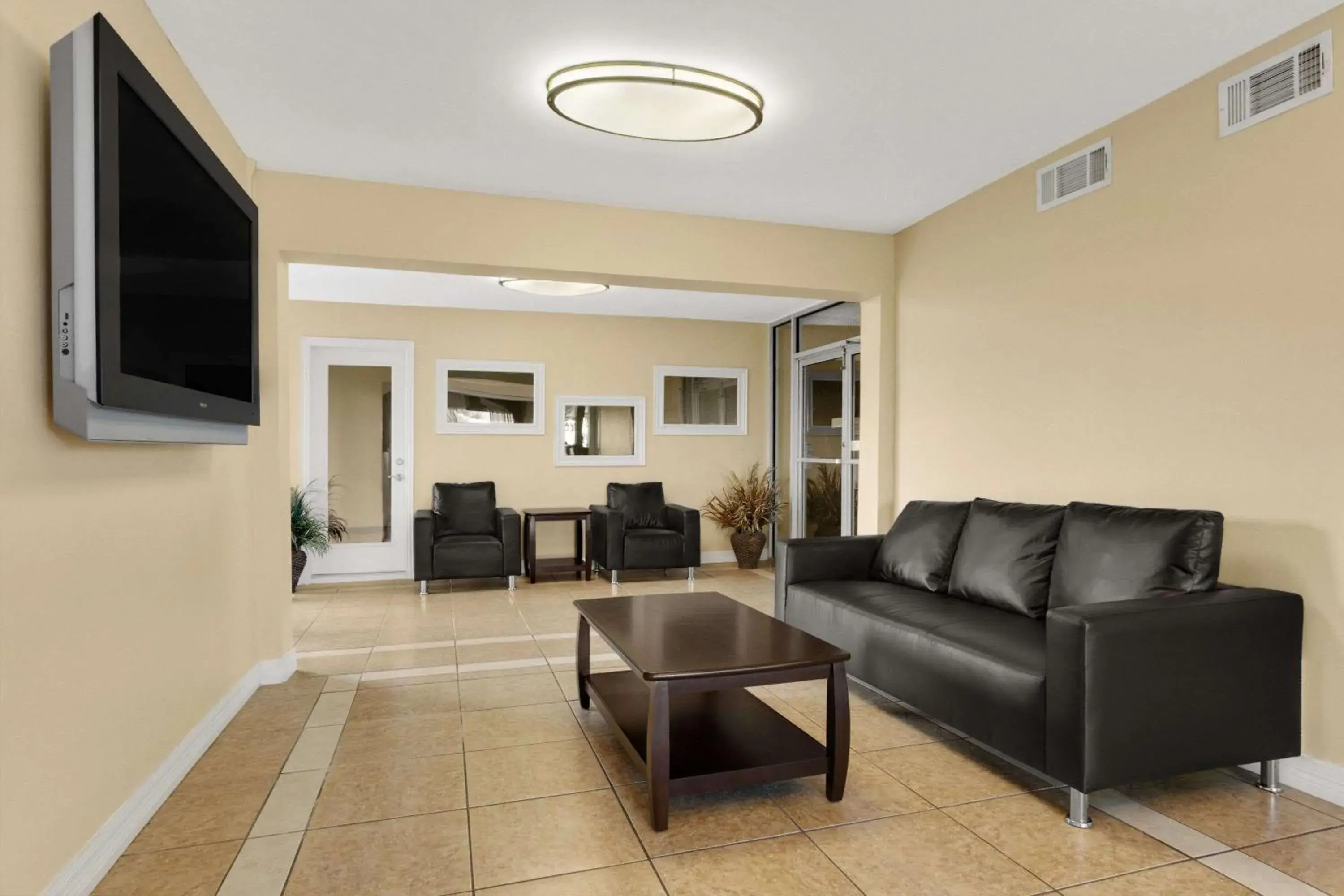 Lobby or reception in Super 8 by Wyndham Fort Worth TX Lobby or reception in Super 8 by Wyndham Fort Worth TX