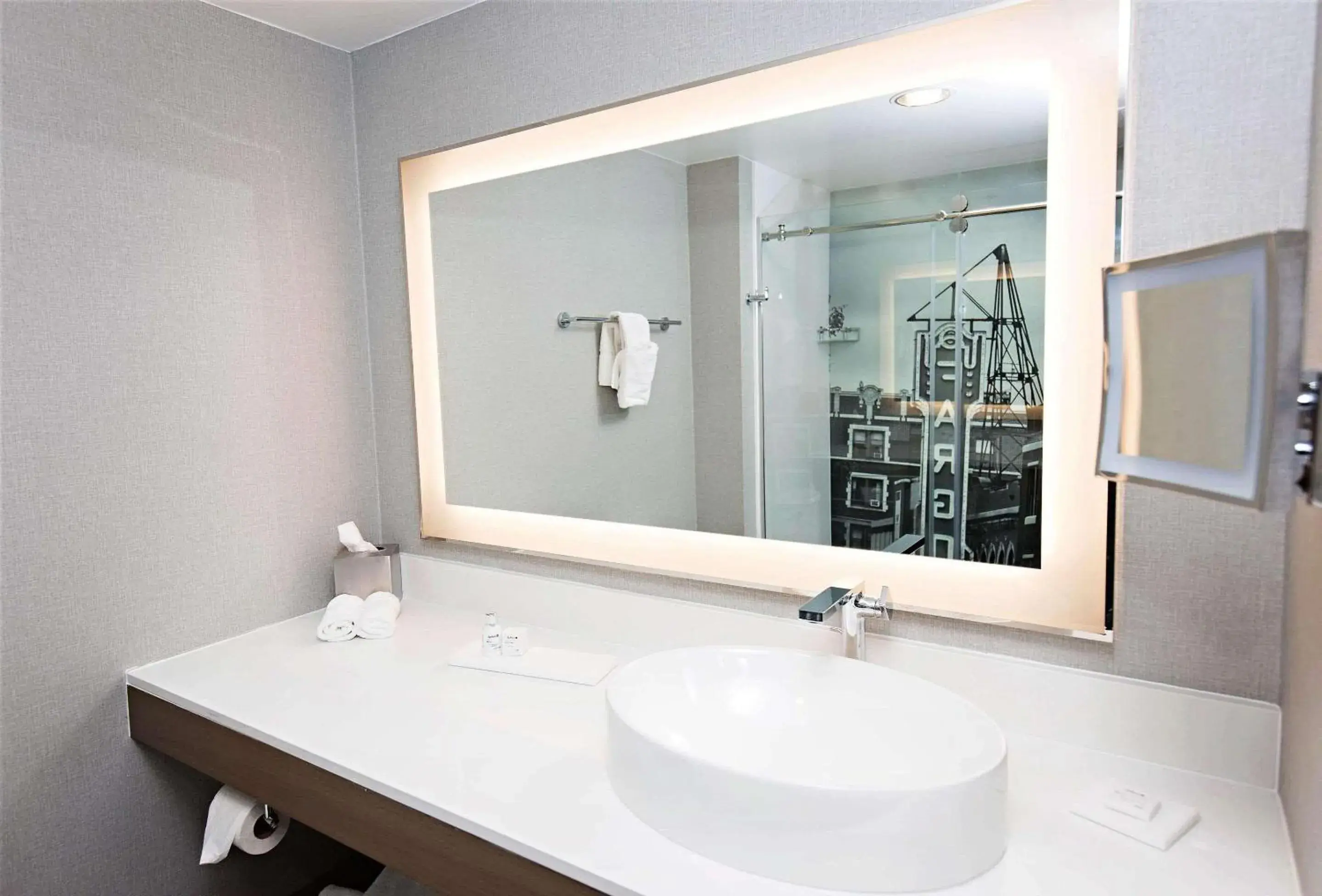 Bedroom in Radisson Blu Fargo Bedroom in Radisson Blu Fargo