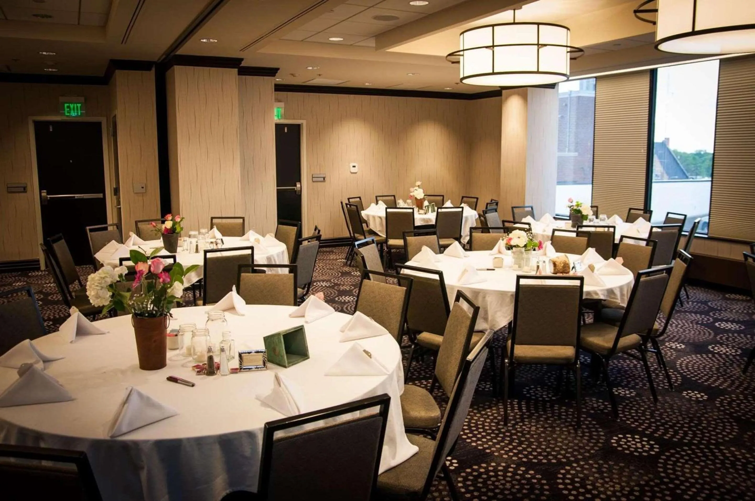 Meeting/conference room in Radisson Blu Fargo