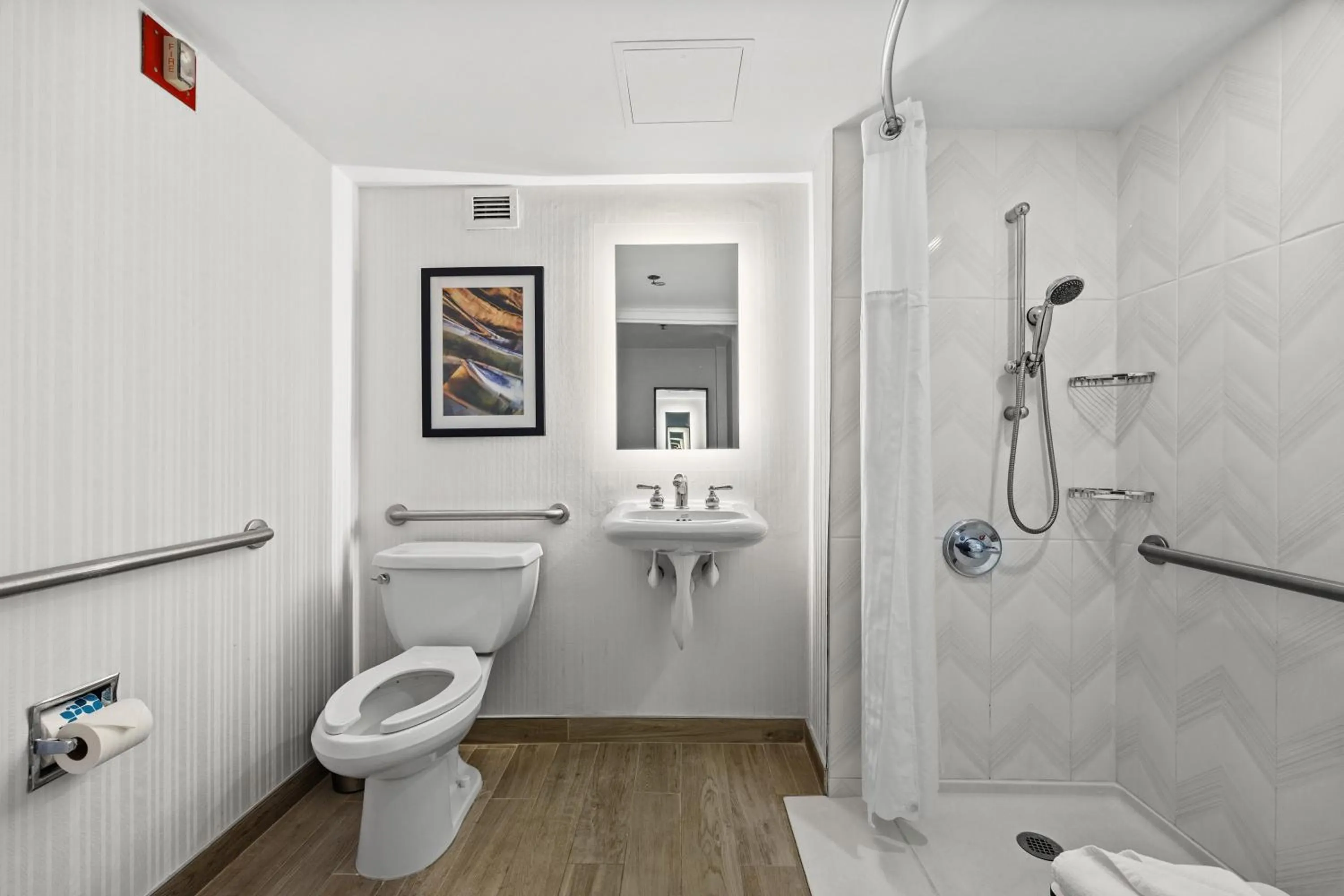 Shower in Radisson Hotel JFK Airport