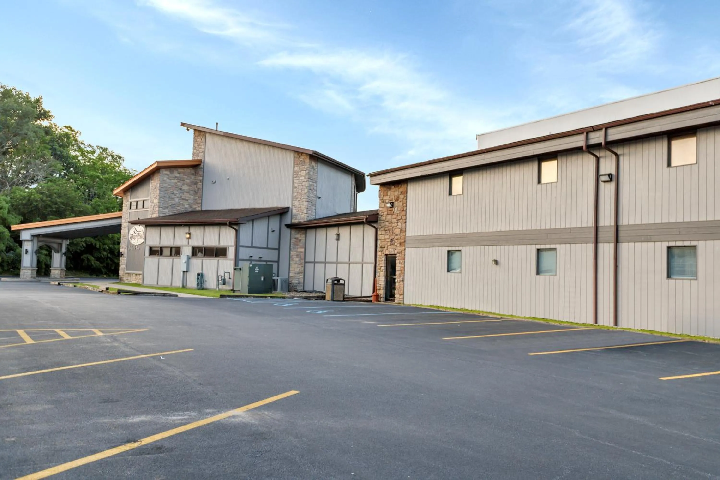 Property building in Waterbird Lakeside Inn