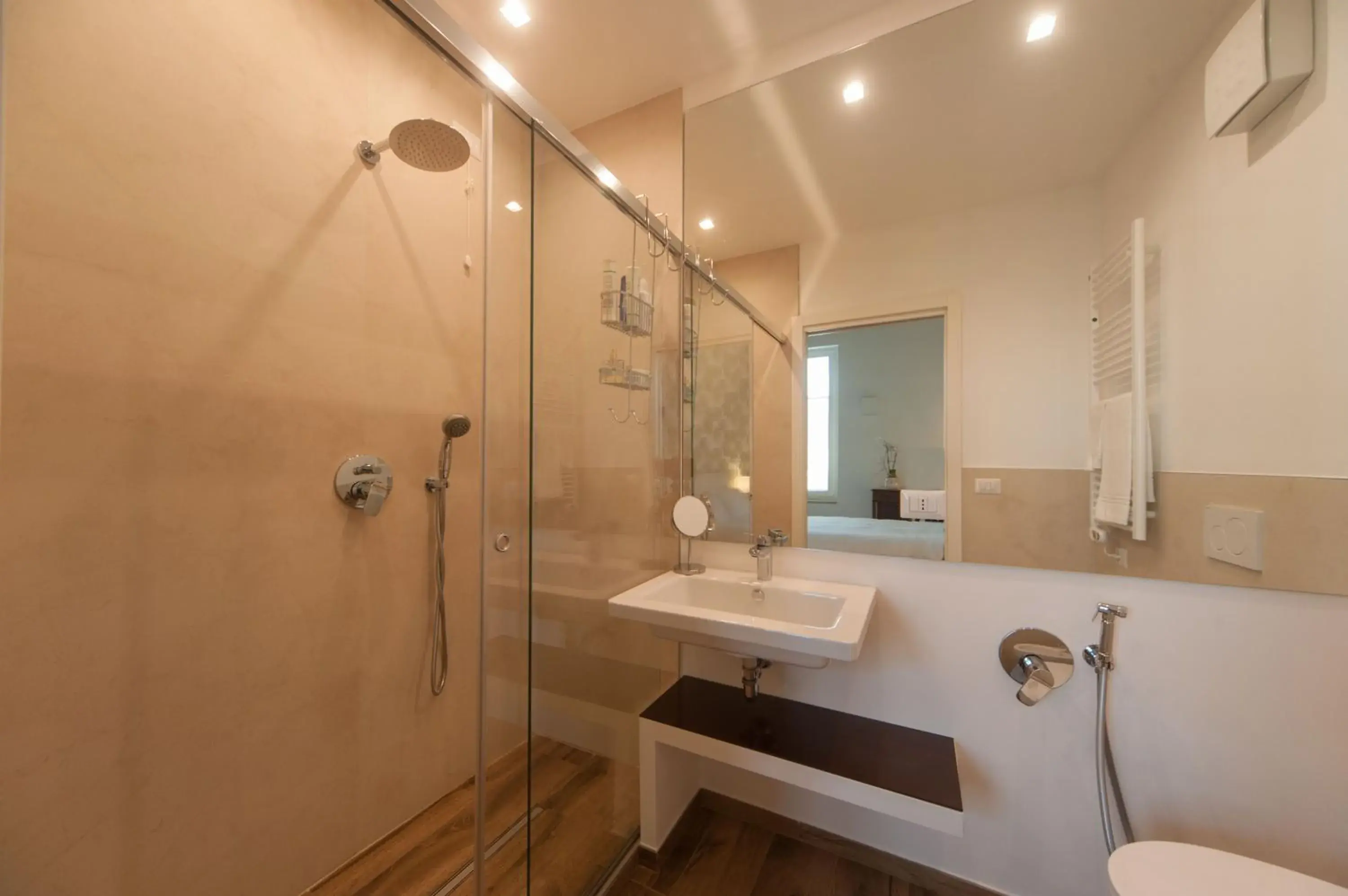 Double Room with Private Bathroom - single occupancy in La Soffitta Covelli Double Room with Private Bathroom - single occupancy in La Soffitta Covelli