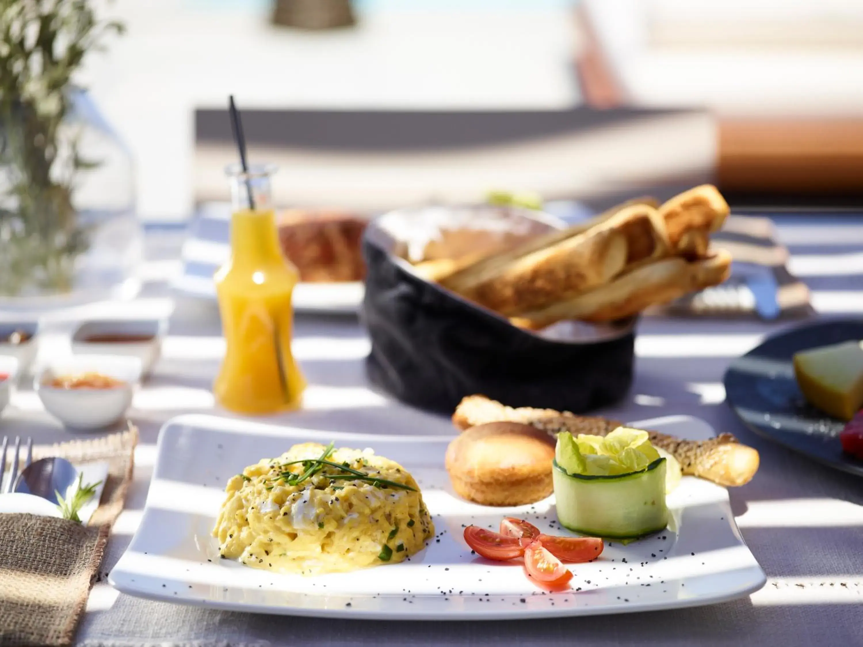 Food and drinks in Melidonia Suites Food and drinks in Melidonia Suites