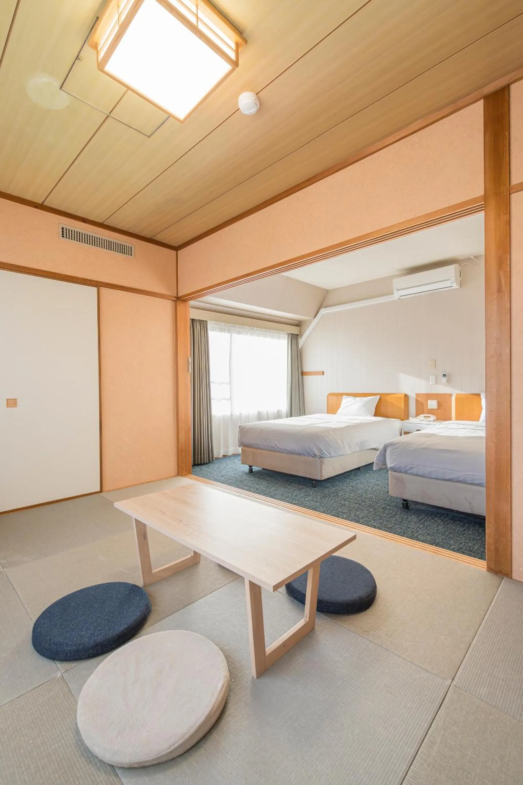 Bed in Court Hotel Fukuoka Tenjin