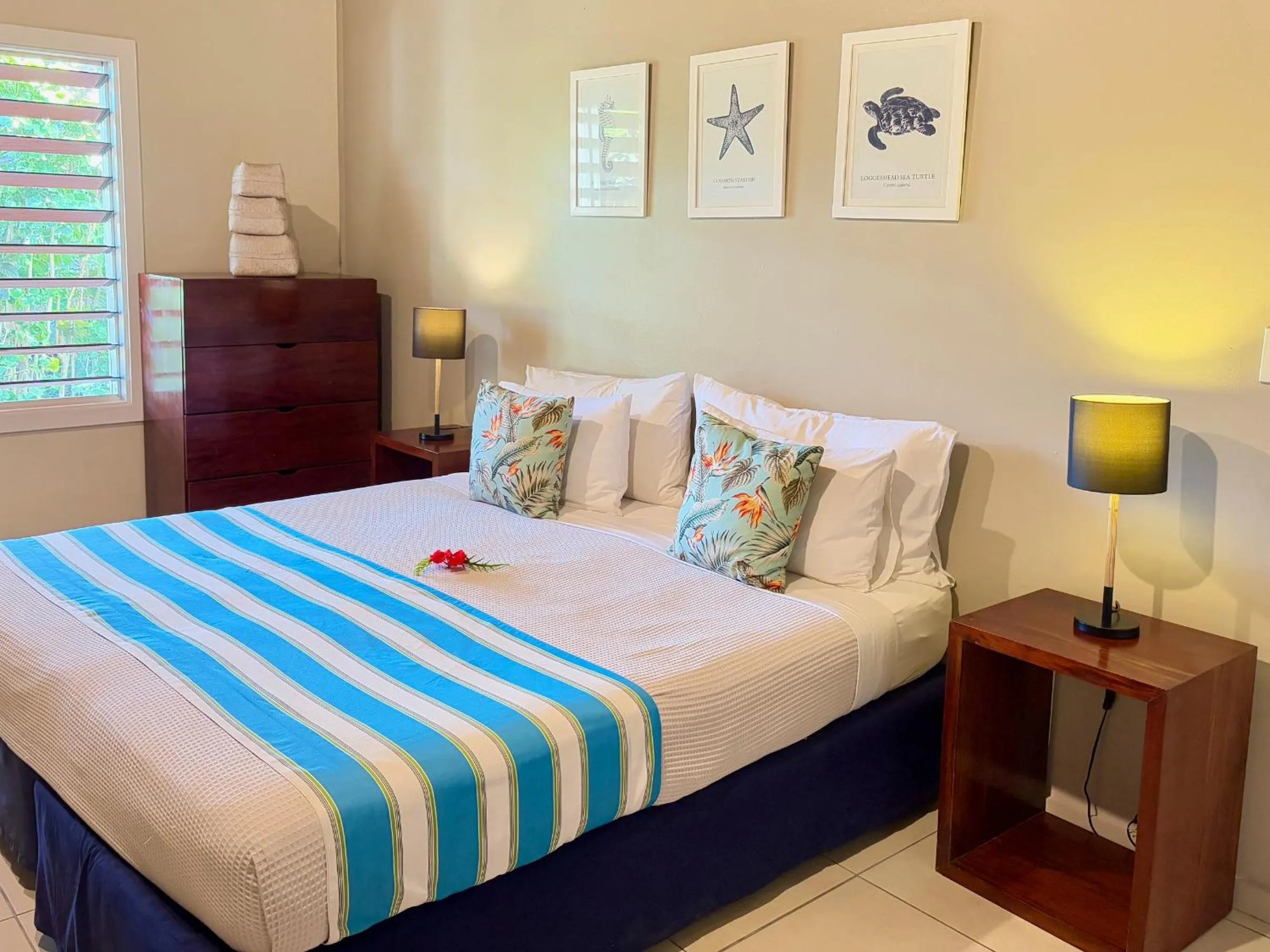 Bedroom, Bed in Blue Lagoon Beach Resort