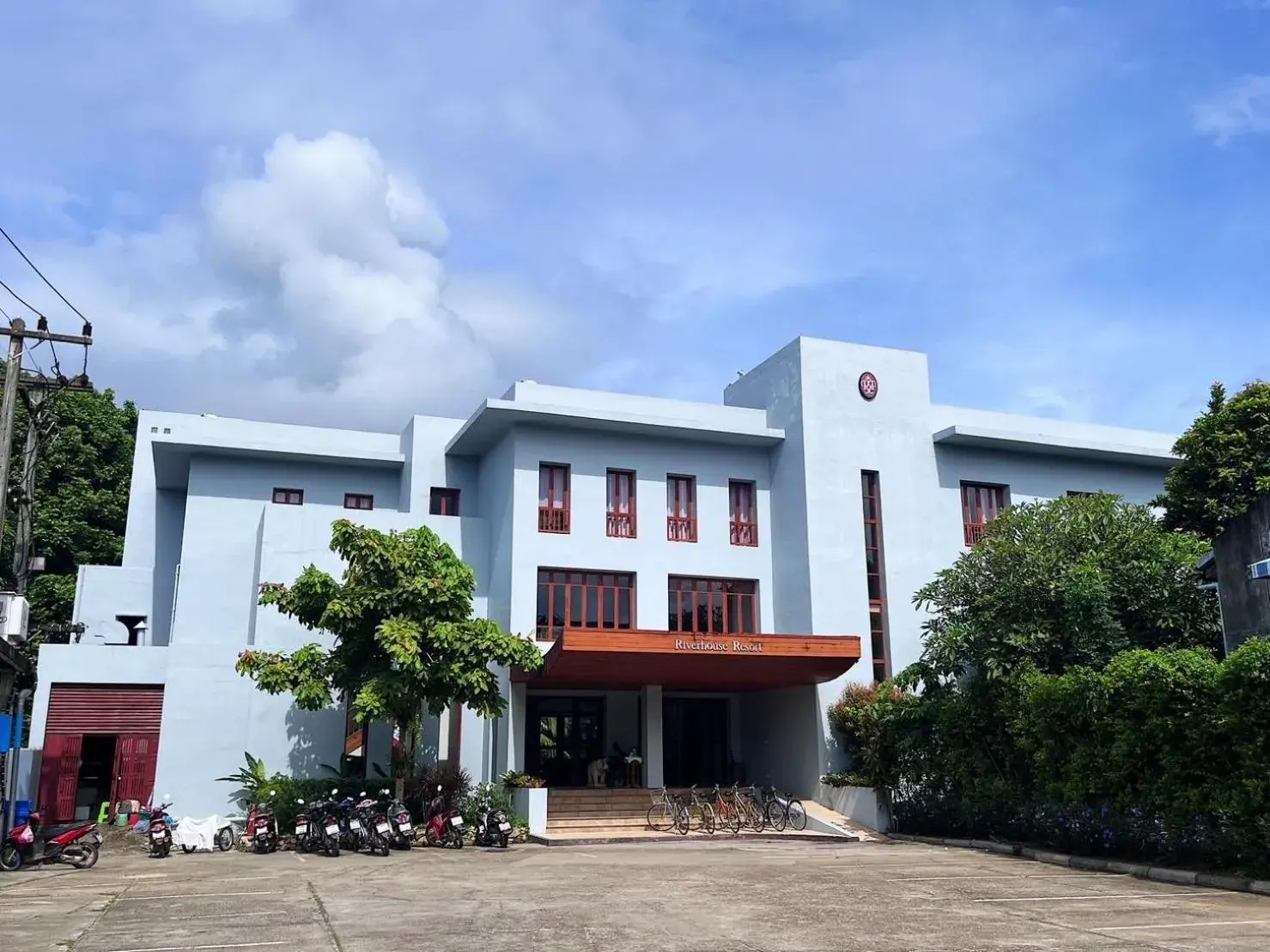 Property building in Riverhouse Resort Property building in Riverhouse Resort