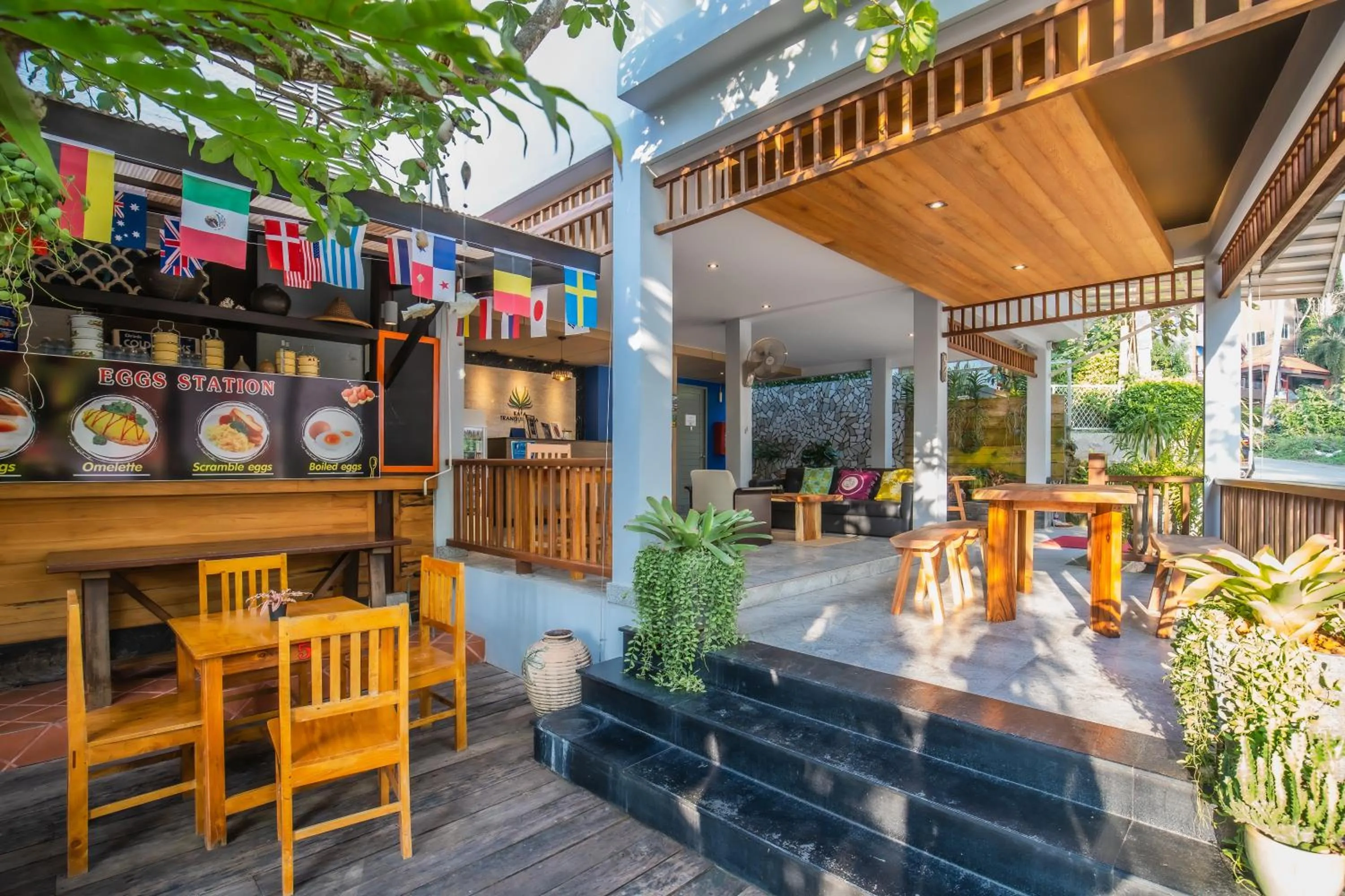 Restaurant/places to eat in Kata Tranquil Villa - SHA Plus