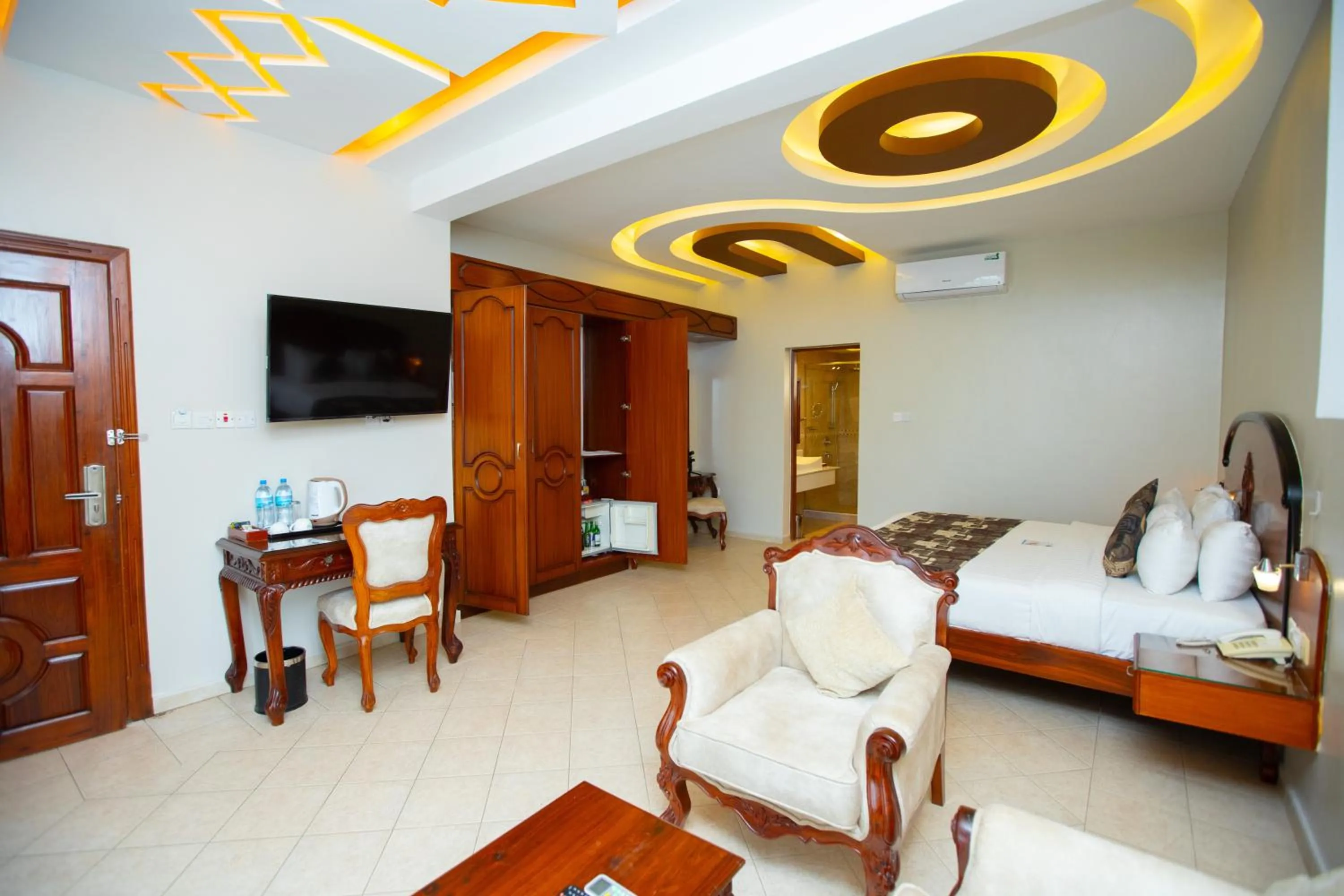 Bed in Malaika Beach Resort