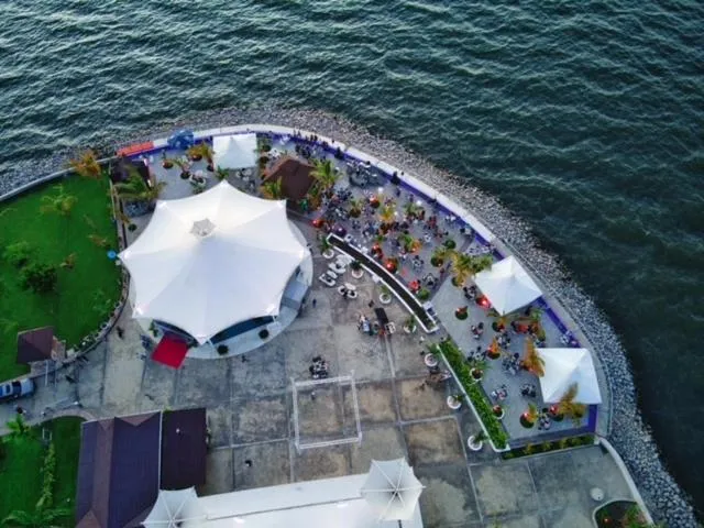 Malaika Beach Resort