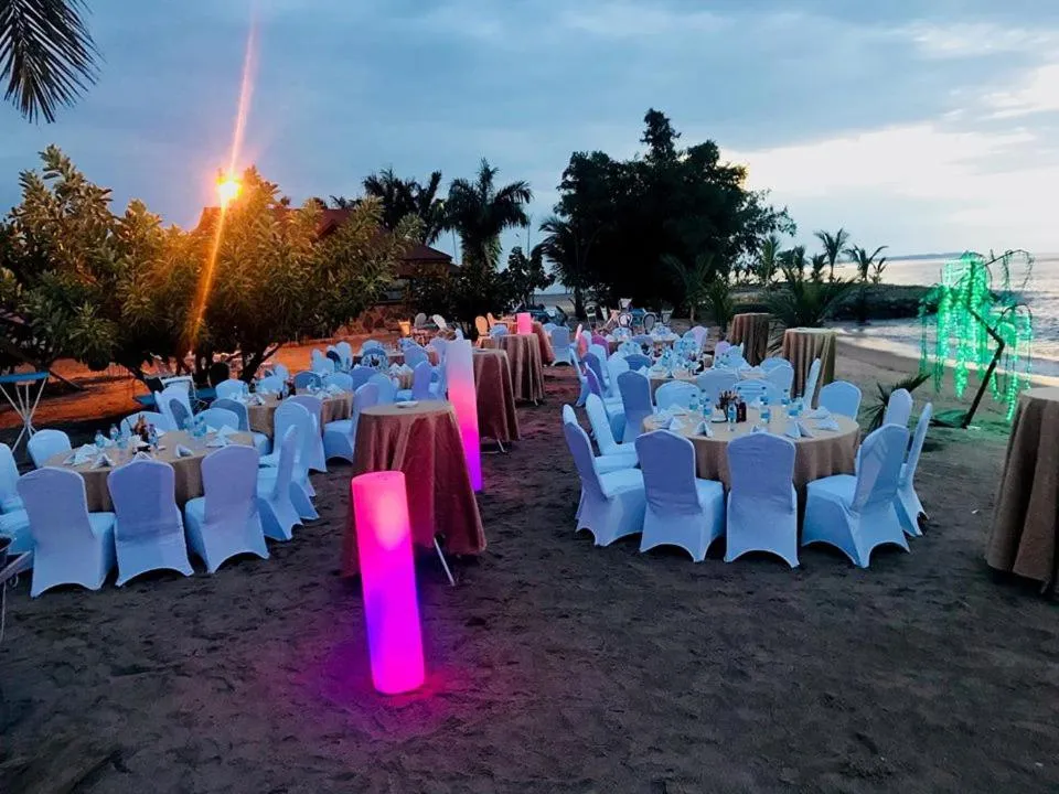 Malaika Beach Resort