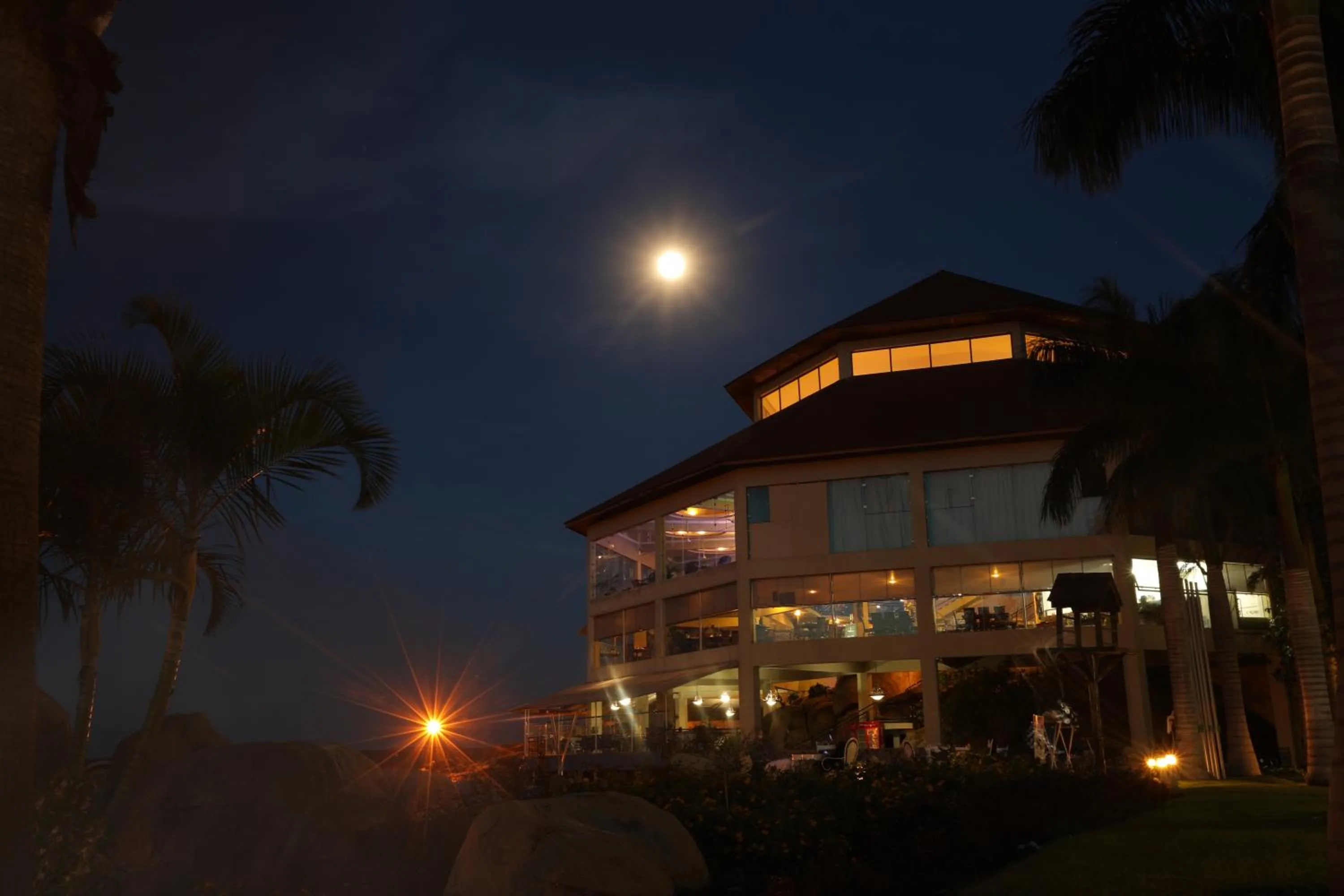 Malaika Beach Resort