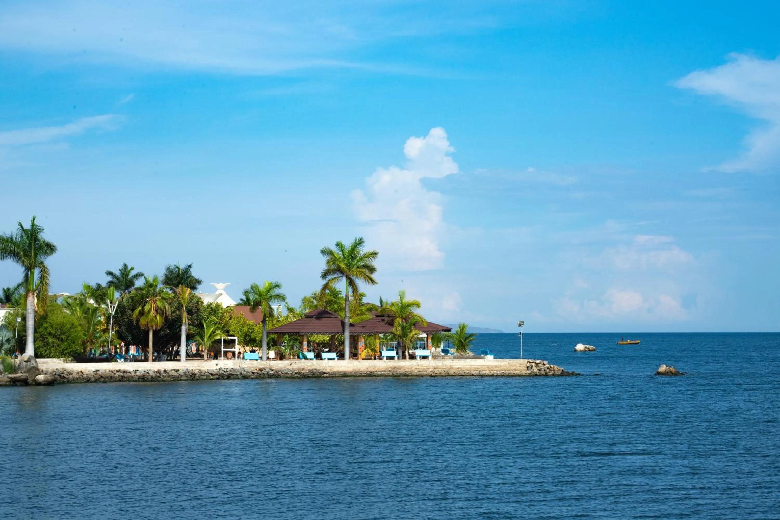 Malaika Beach Resort