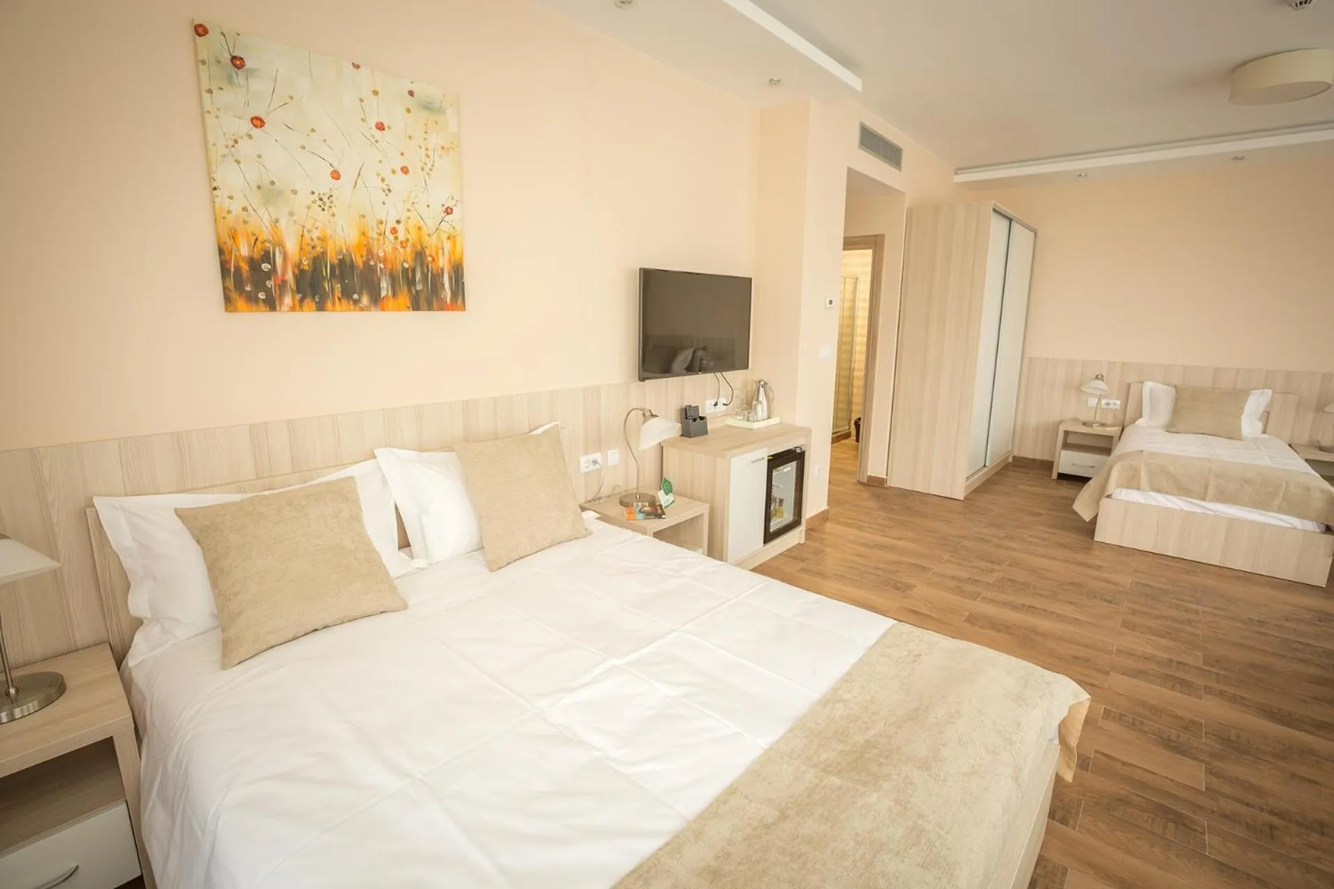 Bed in Hotel Mar Garni