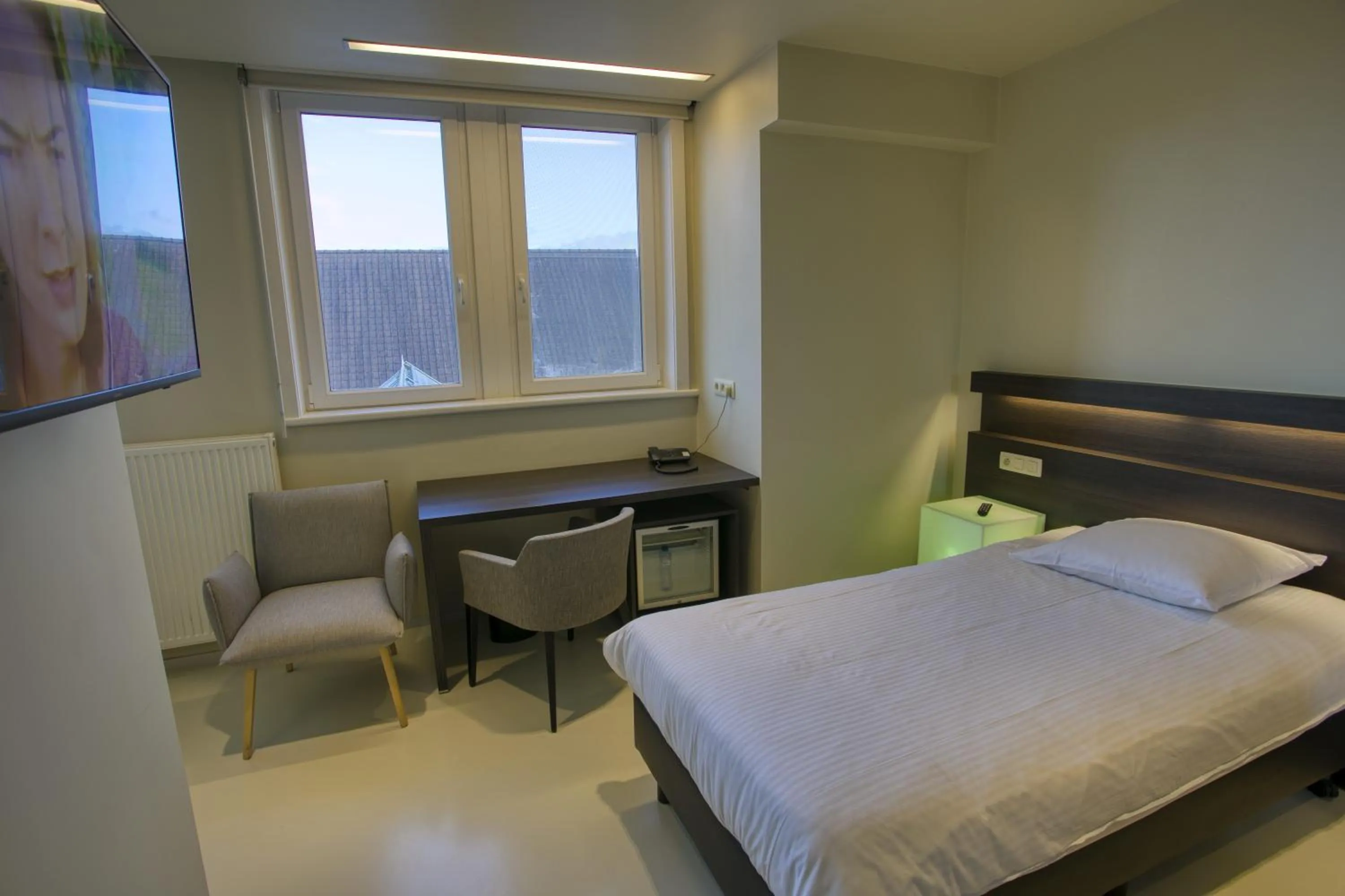 Bed in Auberge du Vieux Cedre, Enghien-Belgique