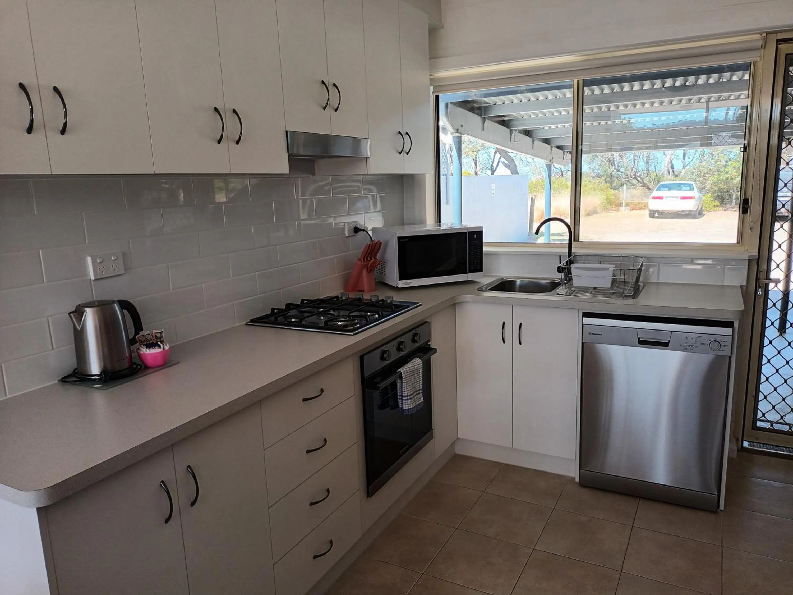 Grandeur Holiday Units