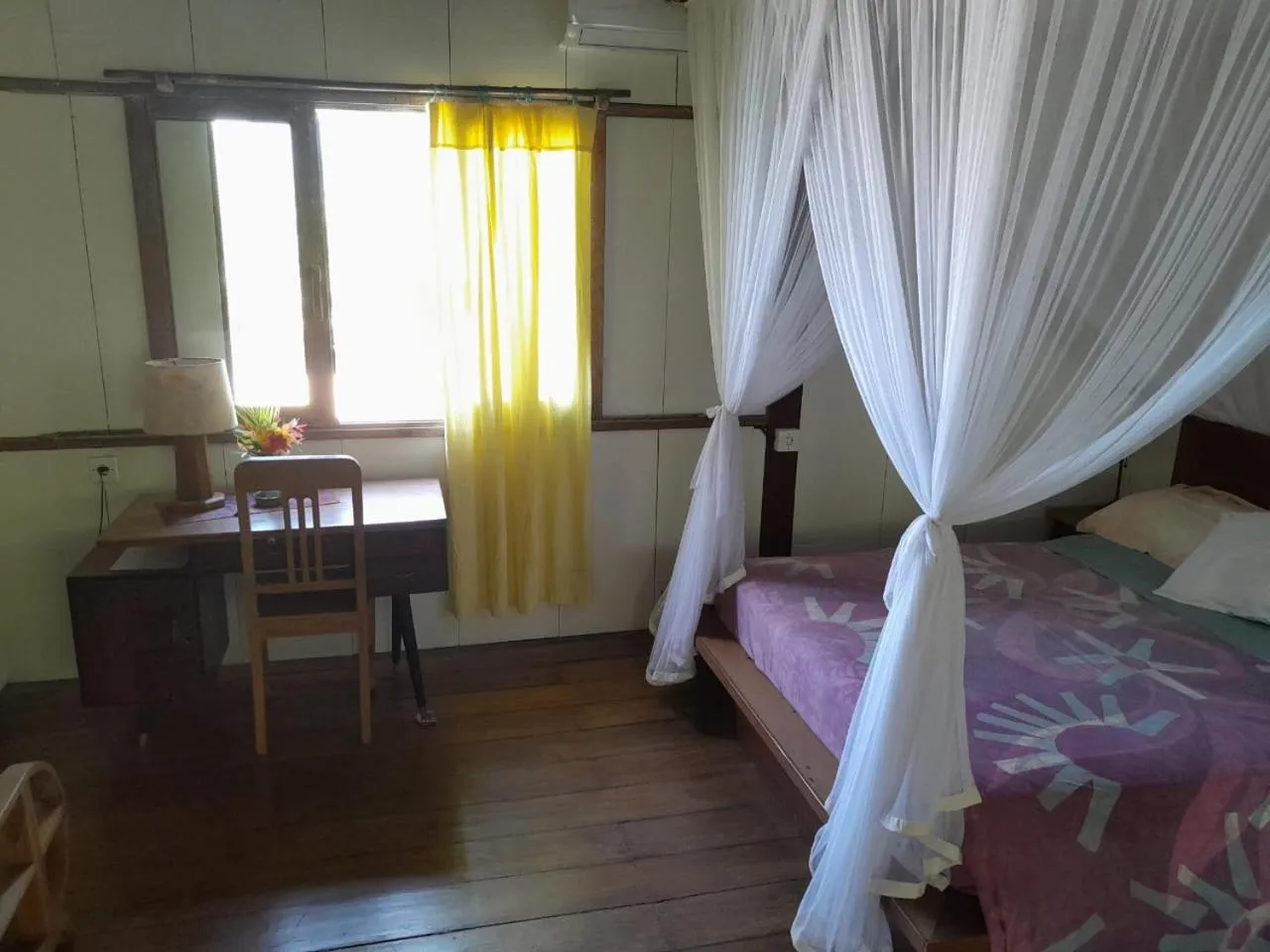 Bedroom, Bed in Pondok Pisang Candidasa