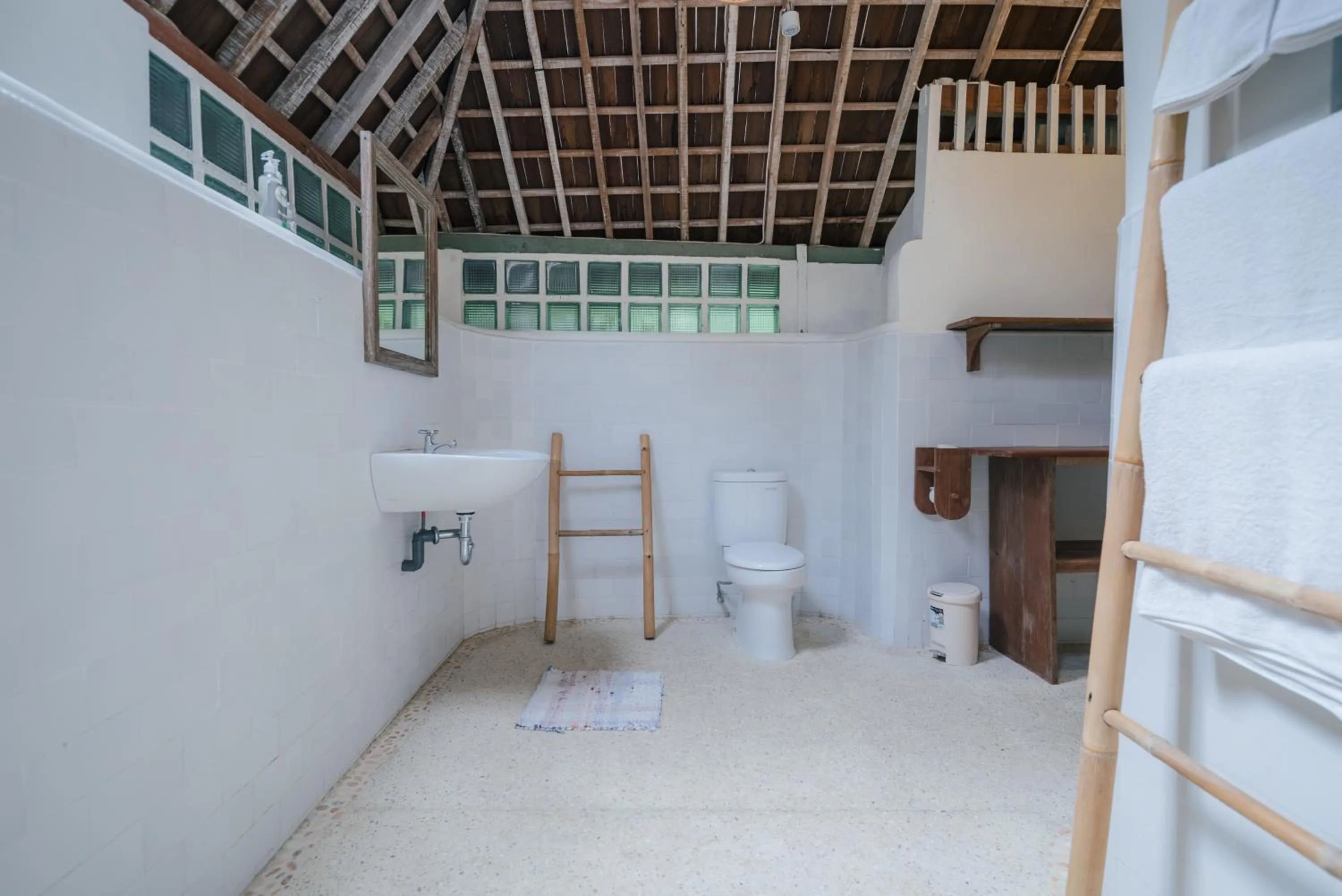 Bathroom in Pondok Pisang Candidasa