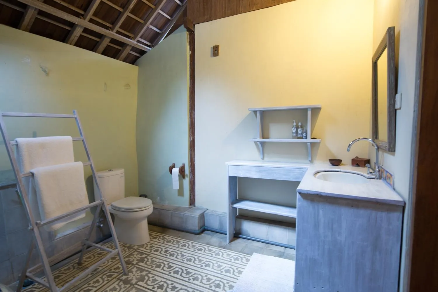 Bathroom in Pondok Pisang Candidasa