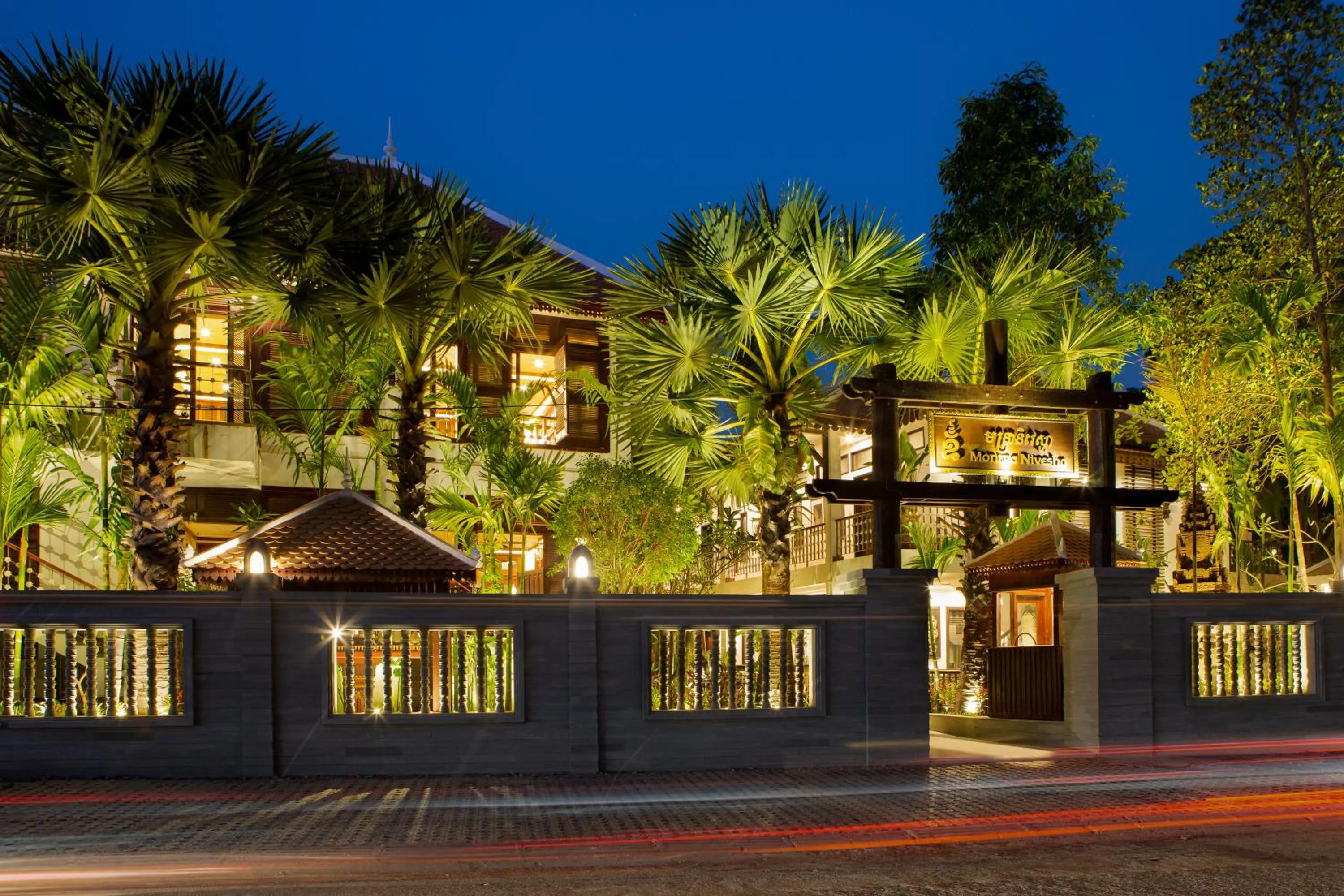 Night in Montra Nivesha residence and Art