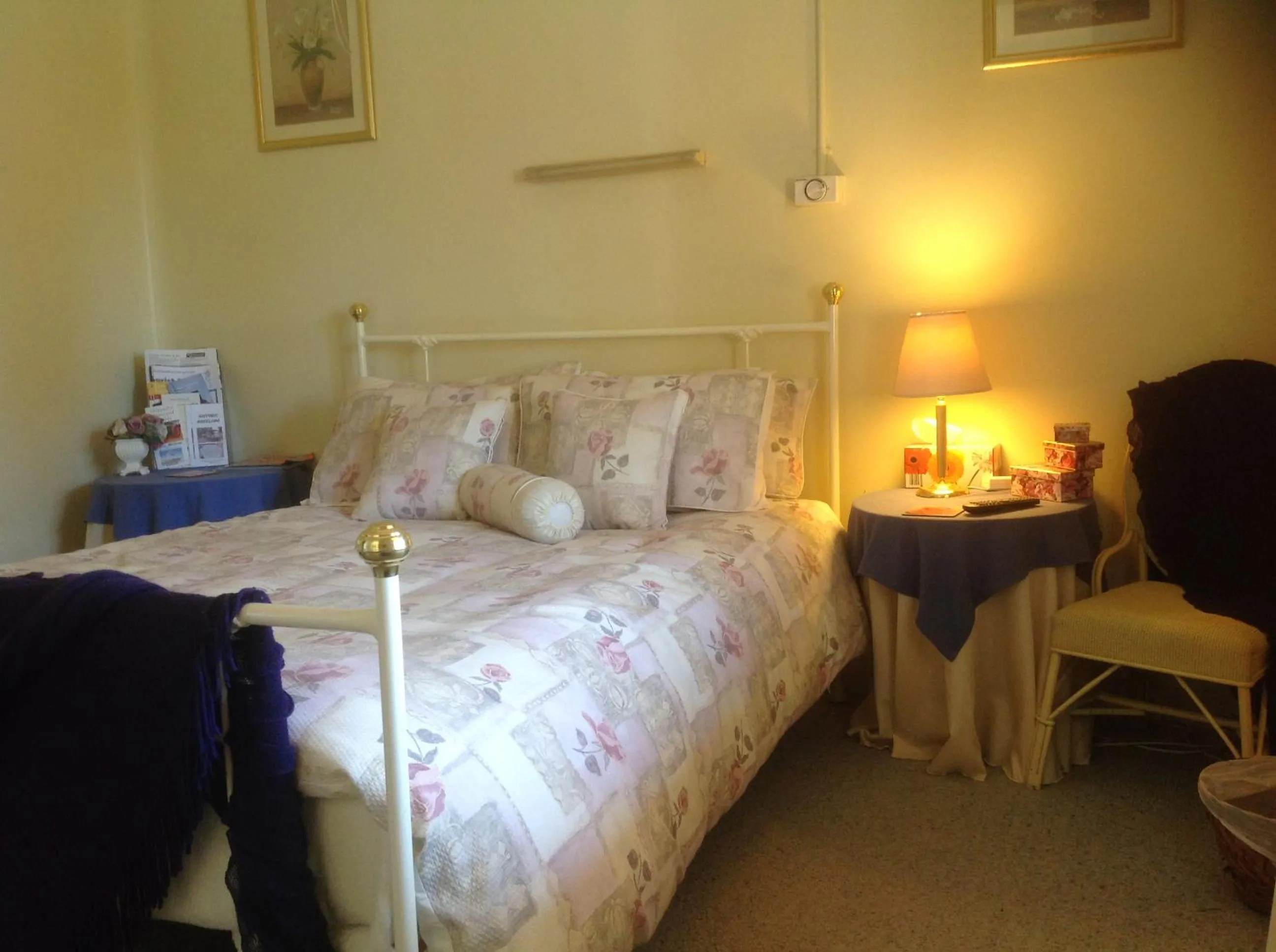 Bed in Chinnock B&B