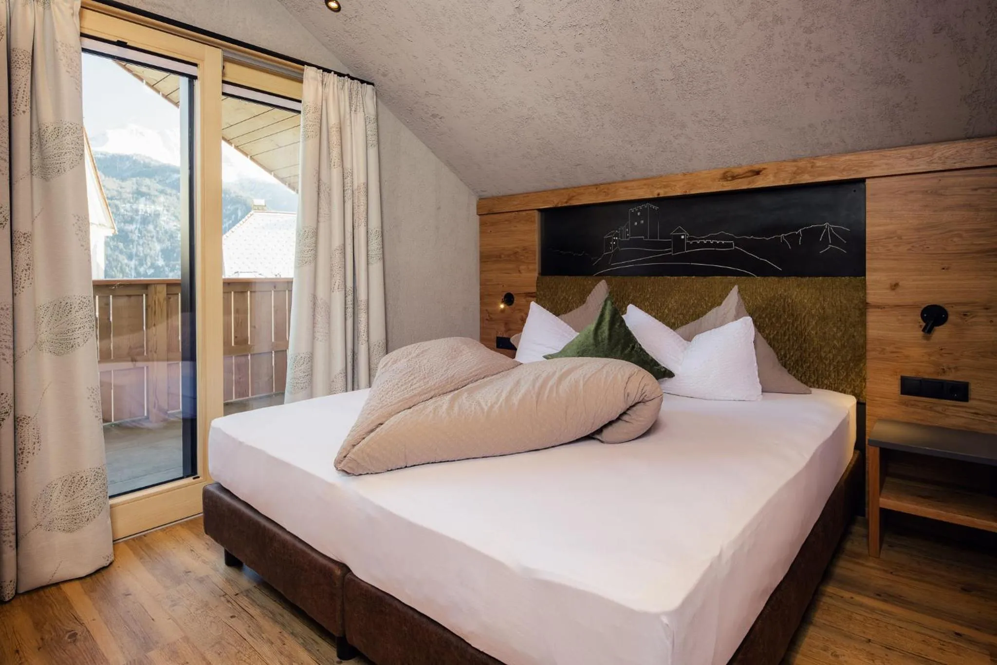 Bedroom, Bed in Die Reblaus