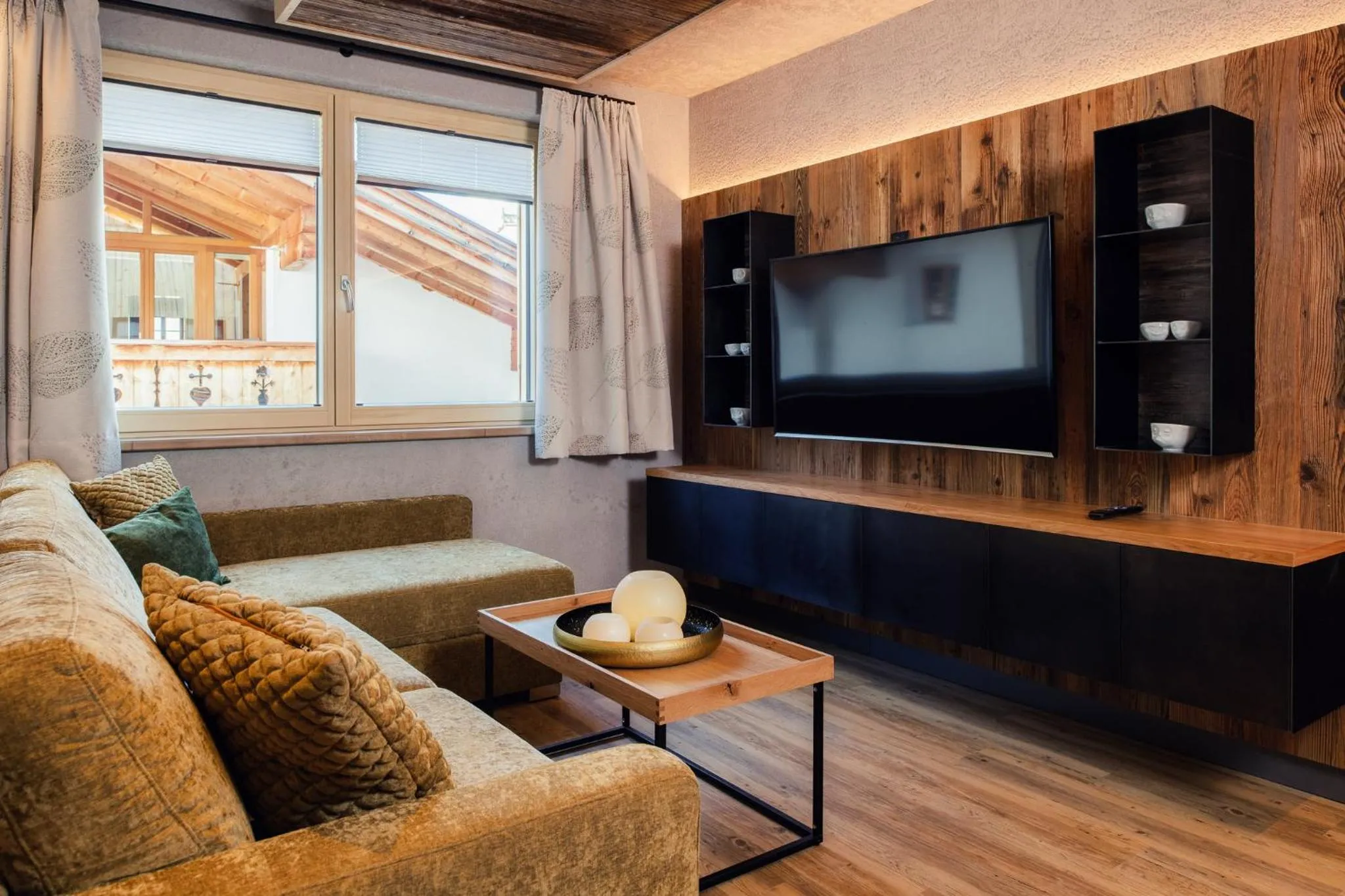 TV and multimedia in Die Reblaus
