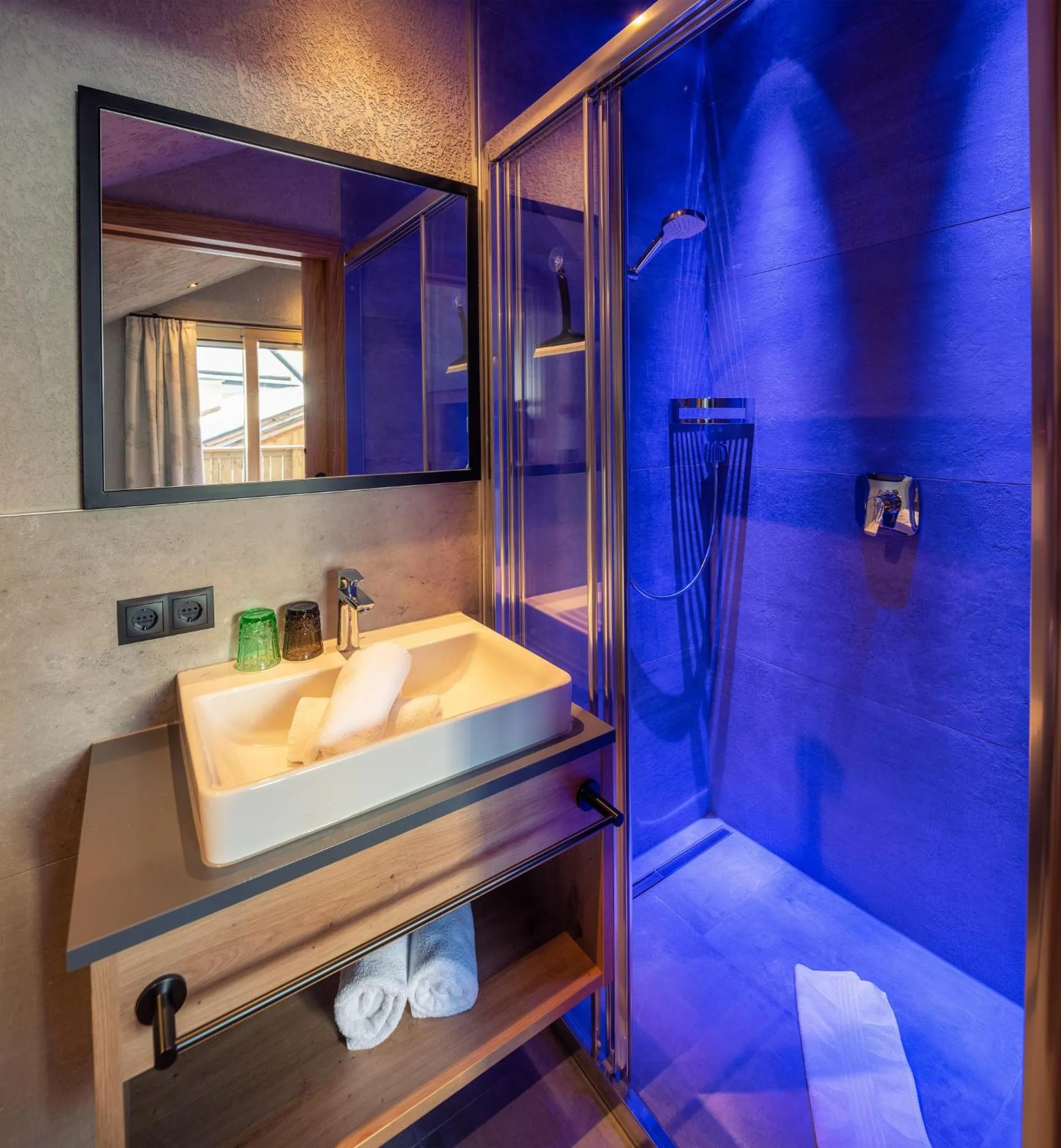 Shower in Die Reblaus