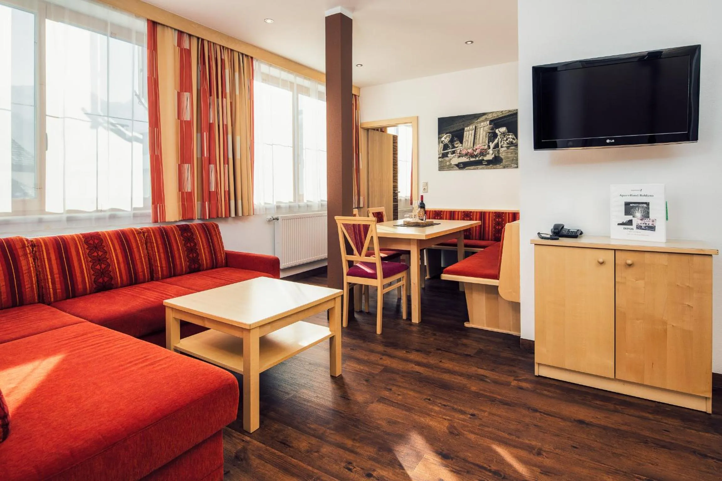 TV and multimedia in Die Reblaus