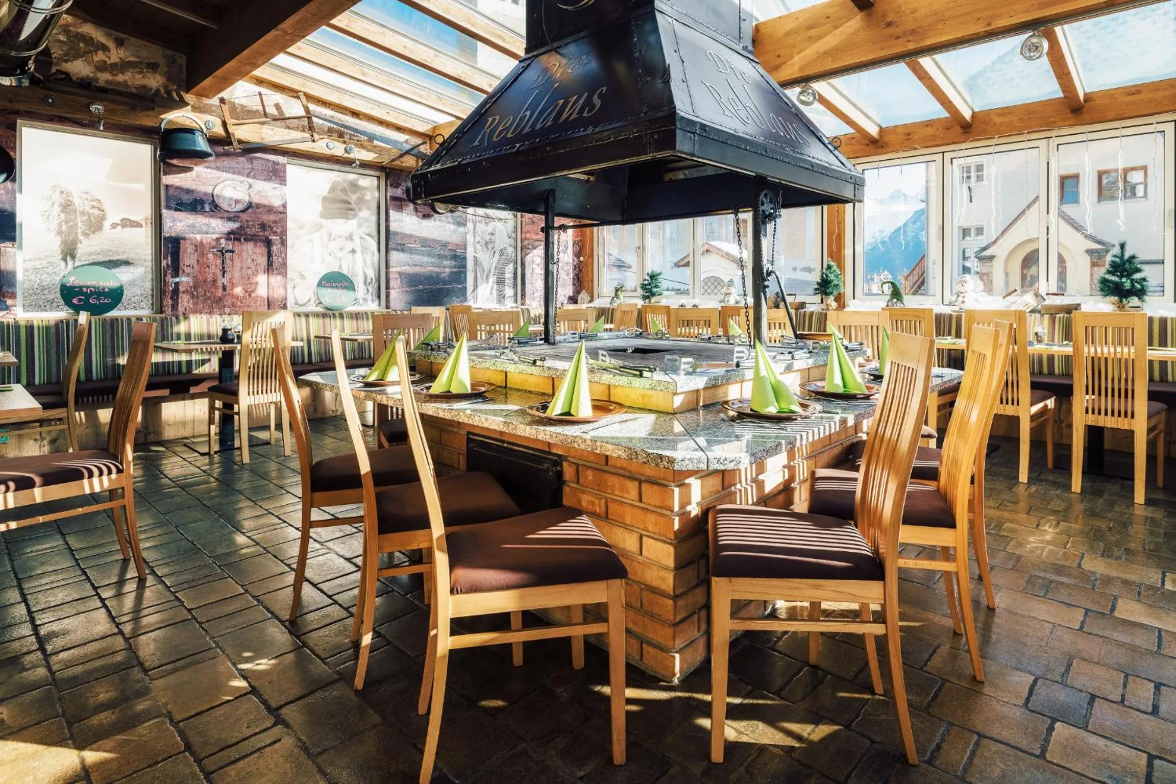 Restaurant/places to eat in Die Reblaus
