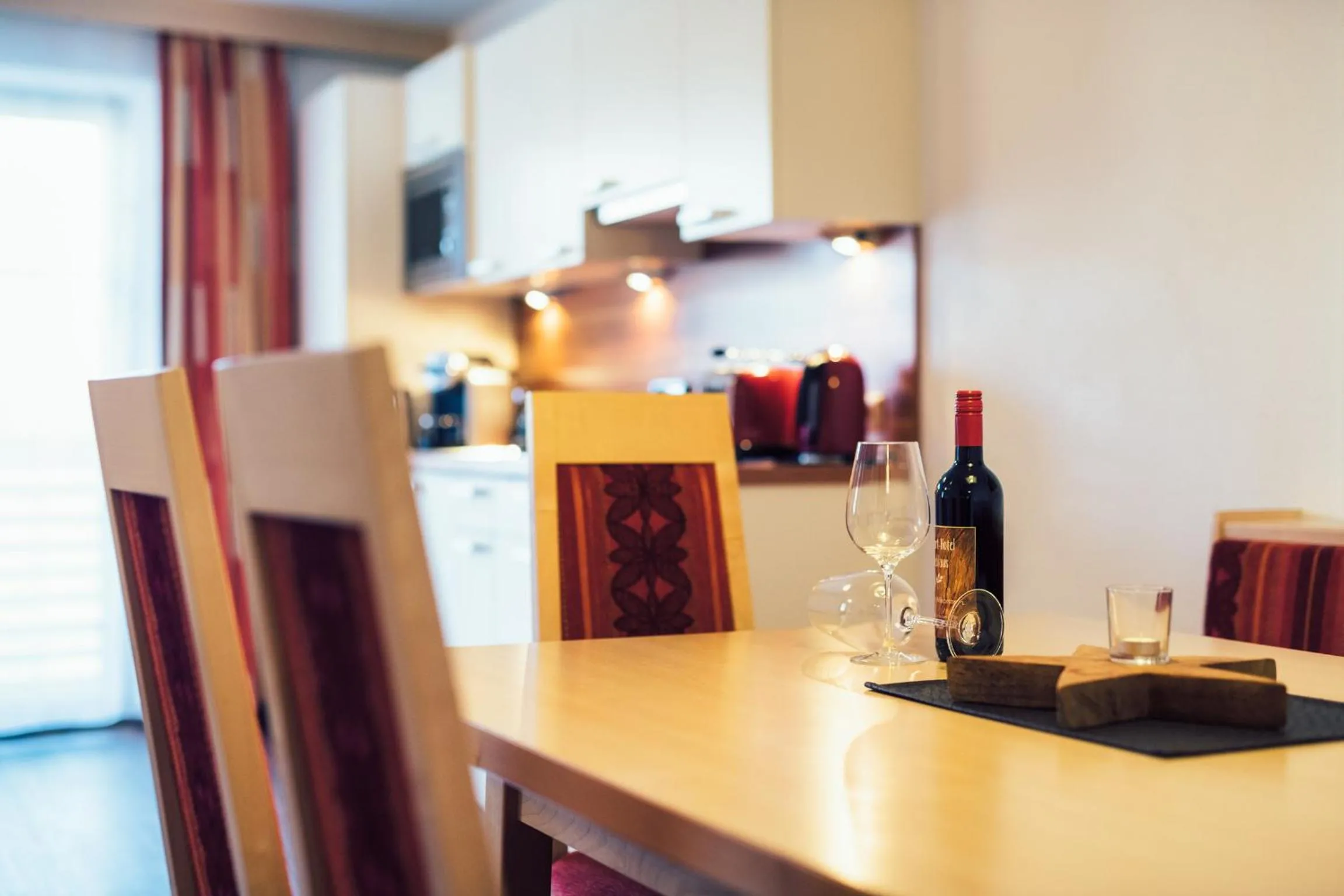 Dining area in Die Reblaus