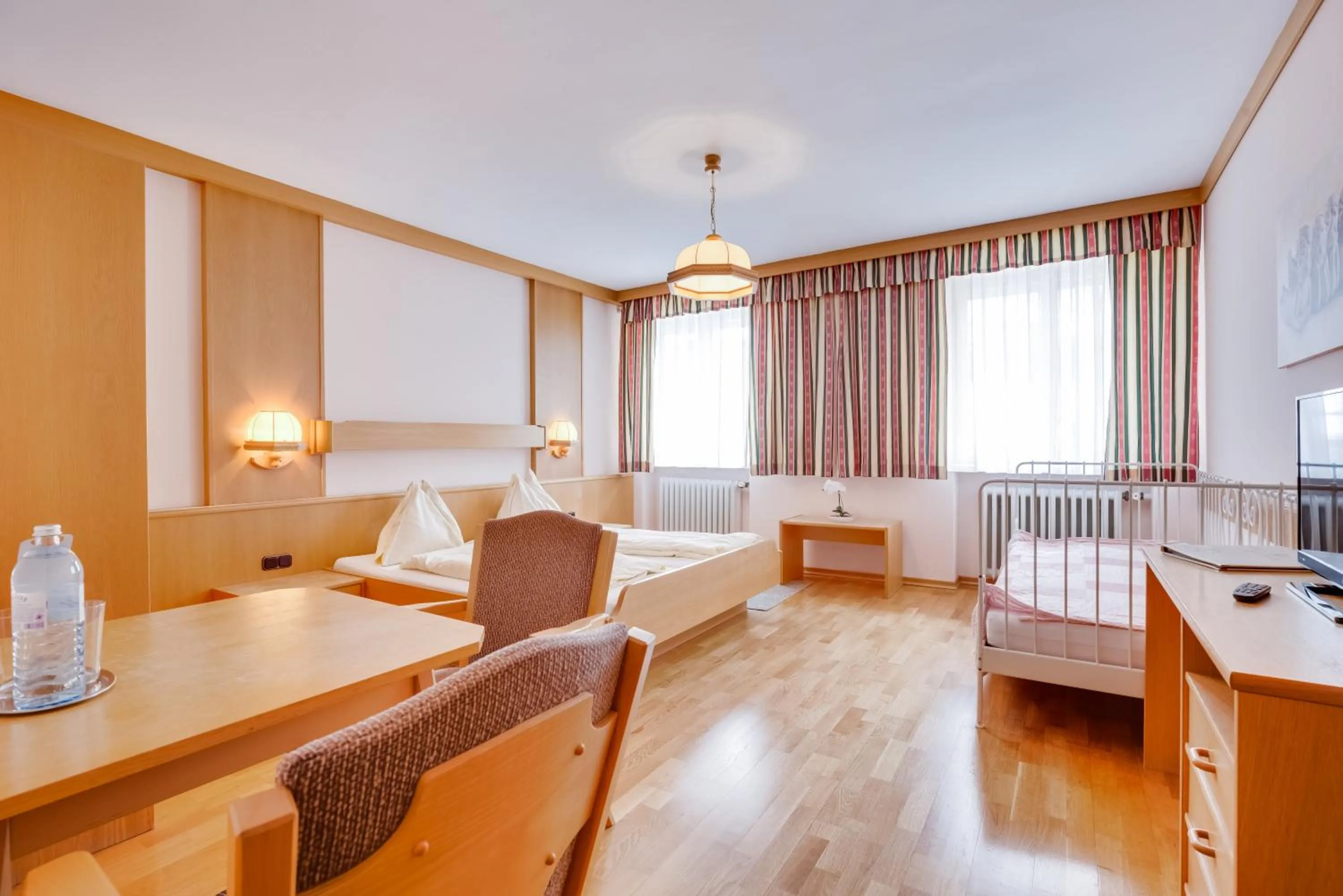 Photo of the whole room, Bed in Hotel Himmelreich