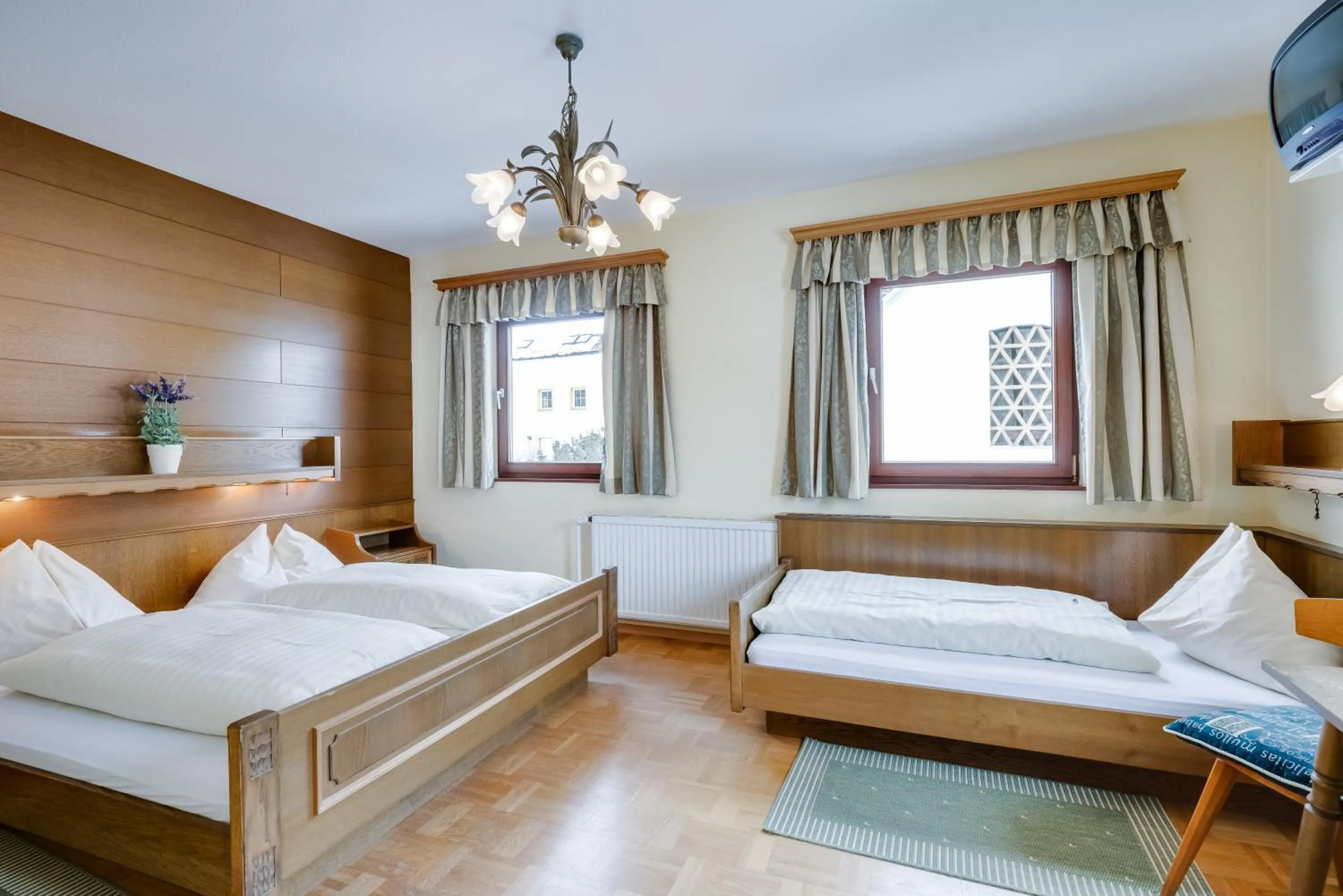 Photo of the whole room, Bed in Hotel Himmelreich