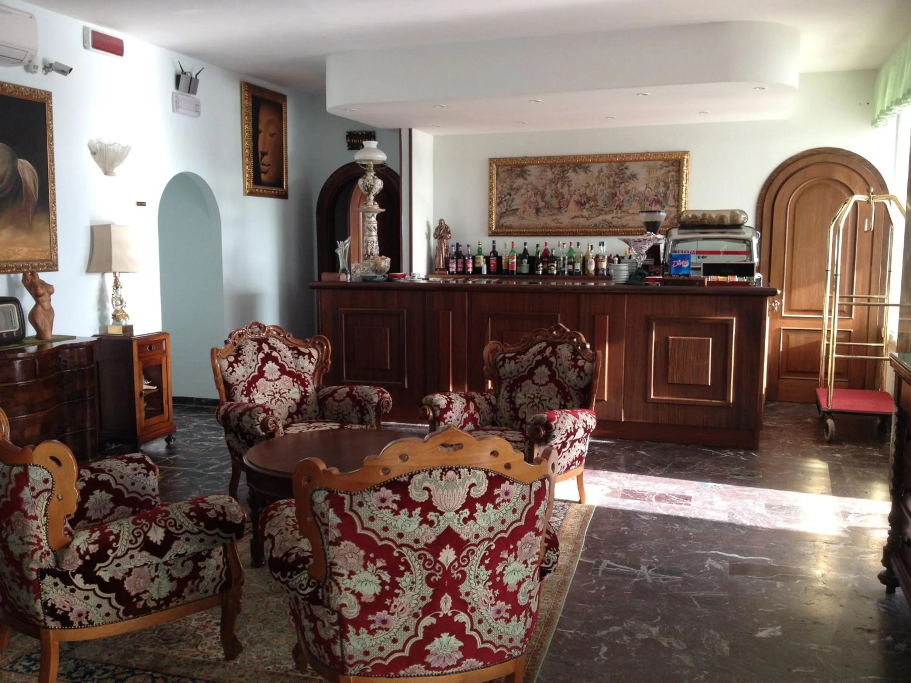 Decorative detail in Hotel Negresco