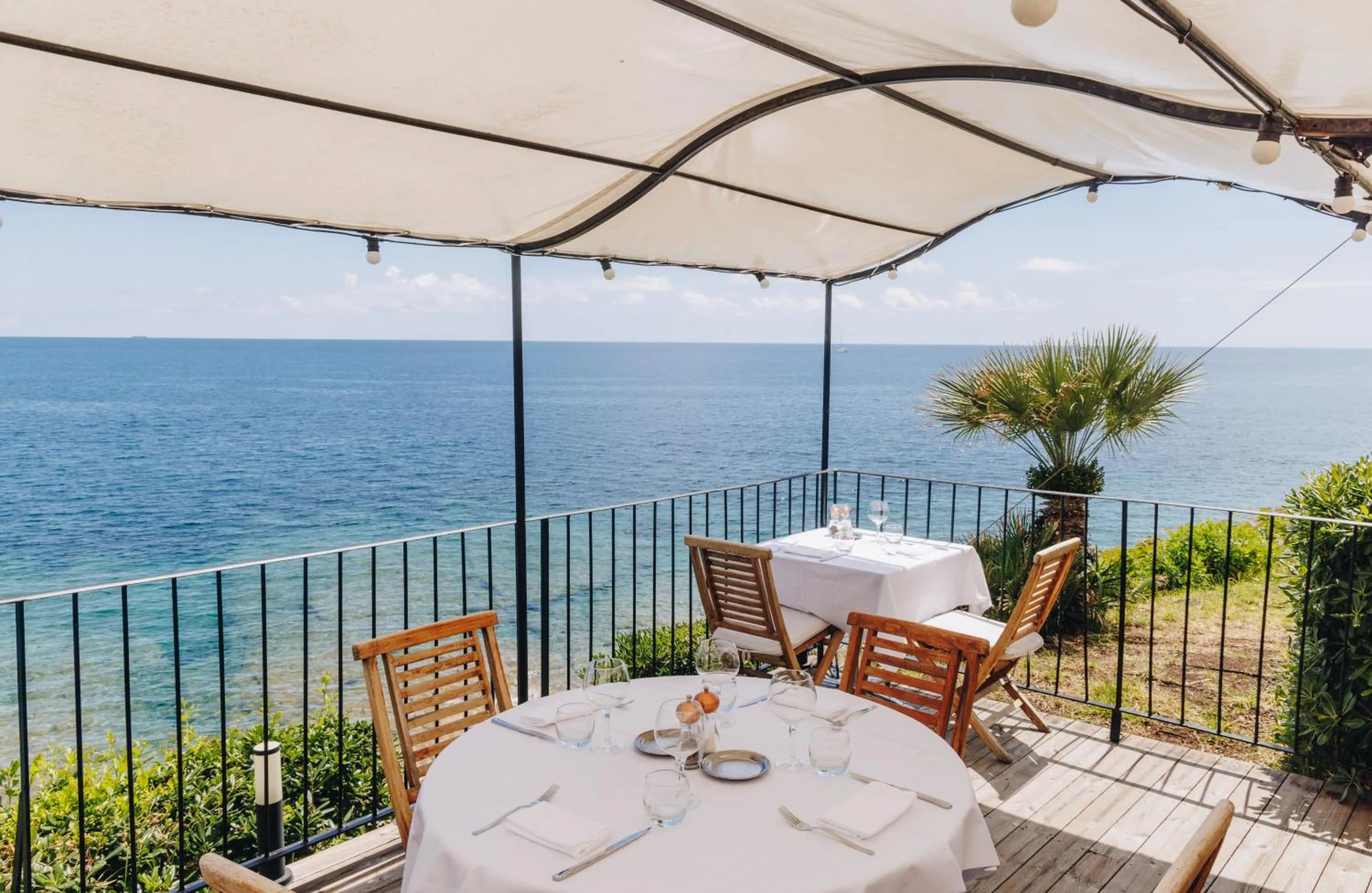 Restaurant/places to eat in Alivi