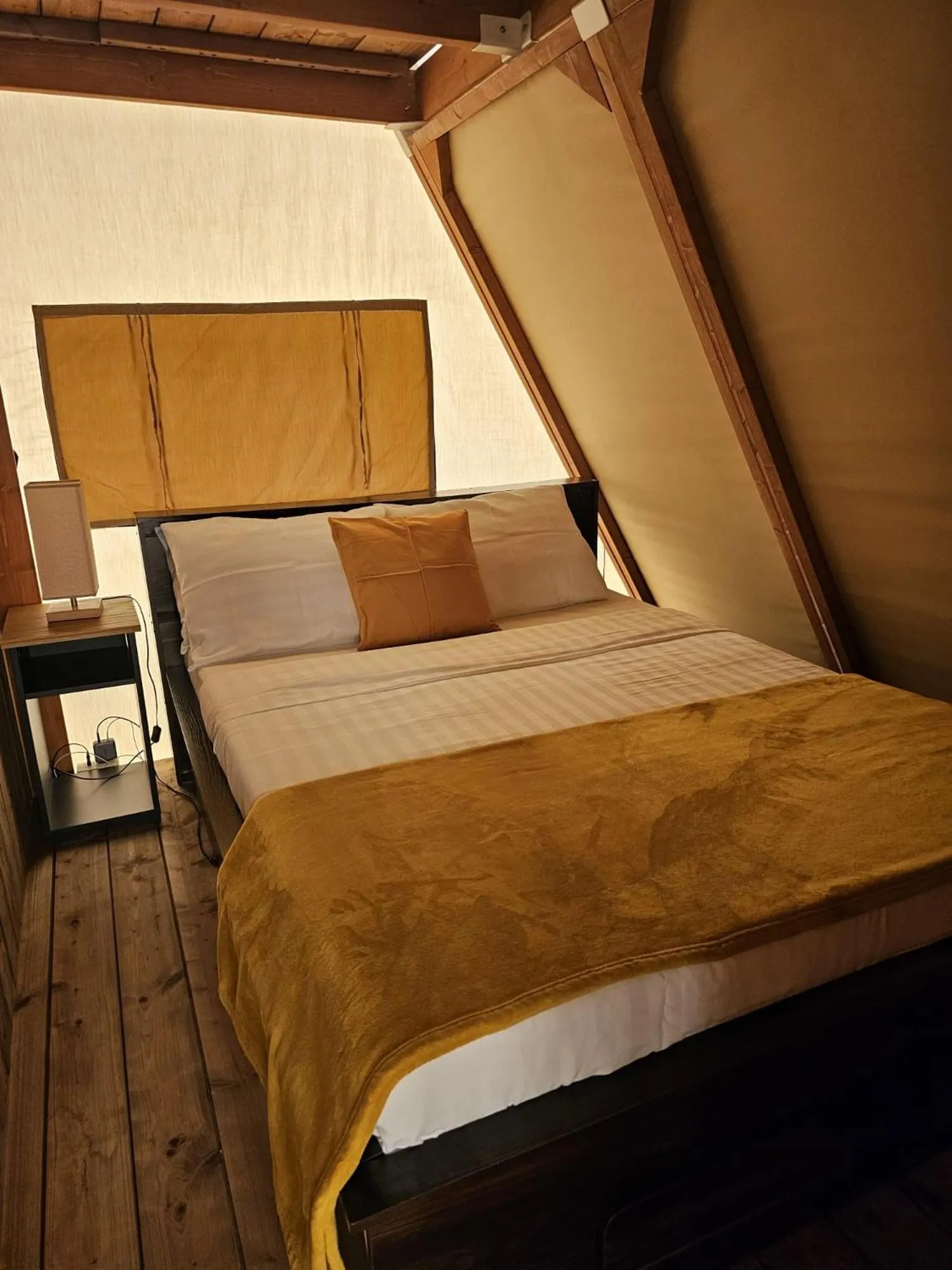 Bed in Aquamare Beach Camp Resort