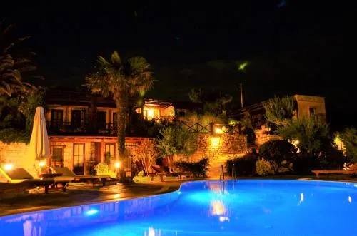 Ada Bacchus Hotel