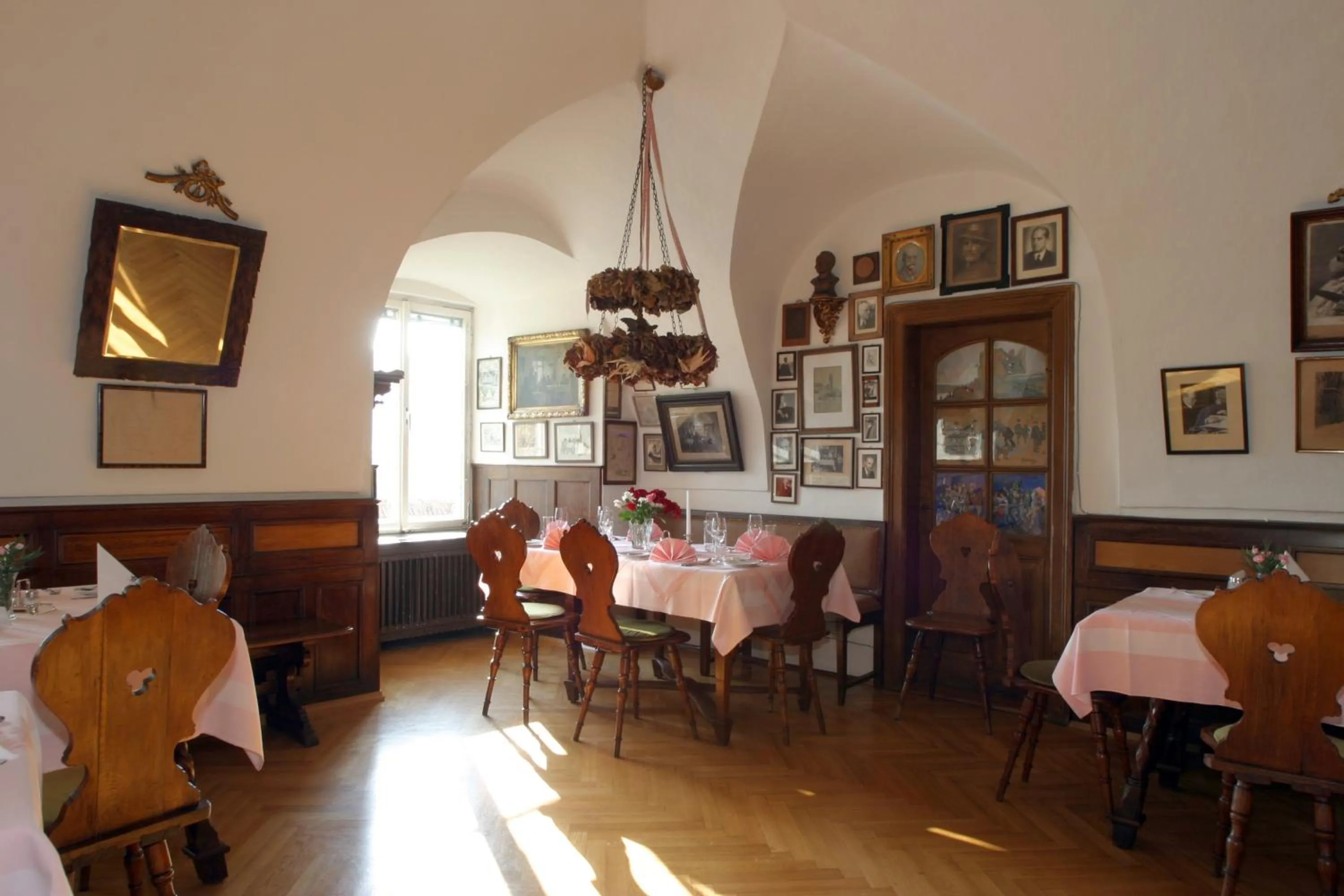 Restaurant/places to eat in Hotel Richard Löwenherz