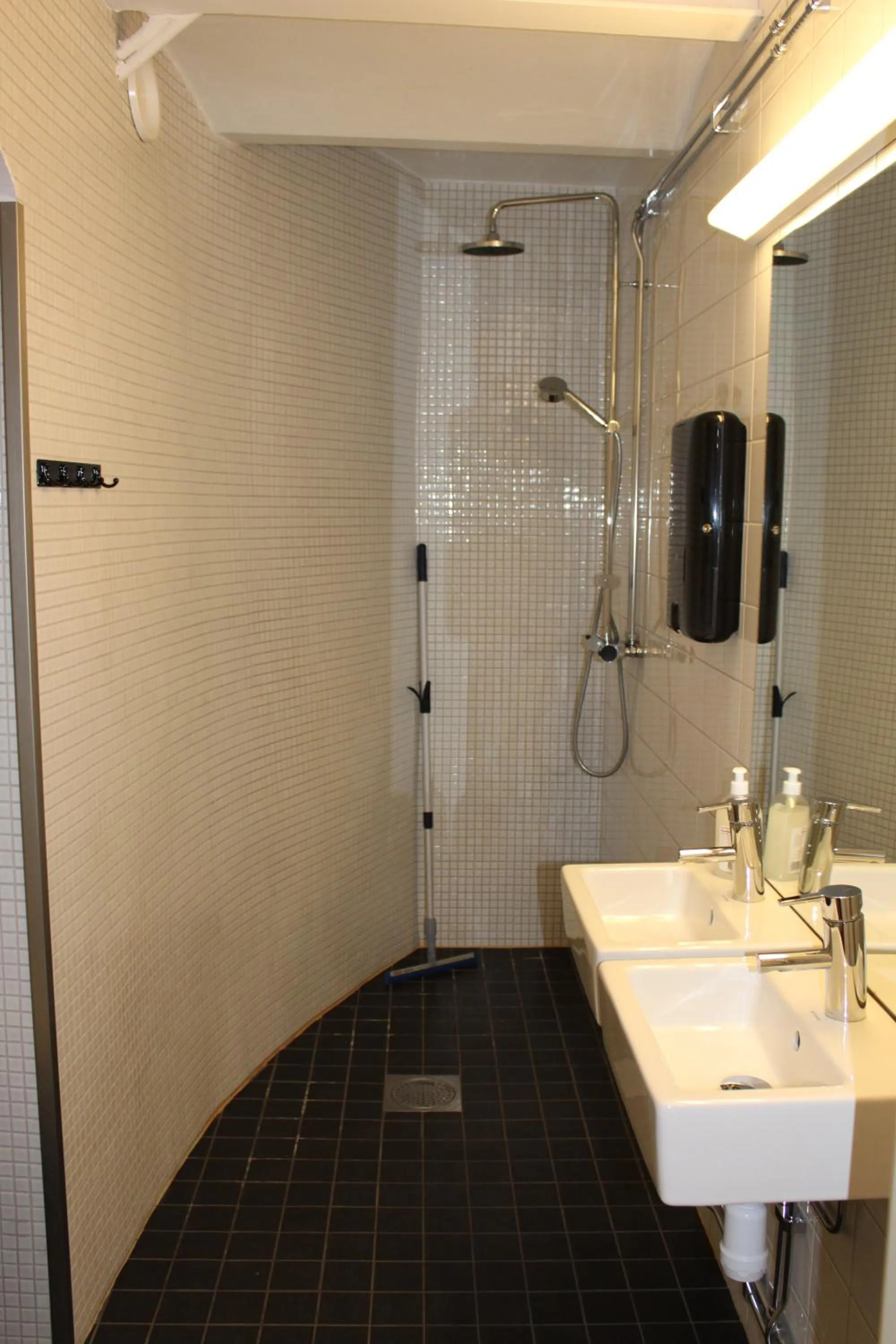 Bathroom in Hostel Dalagatan