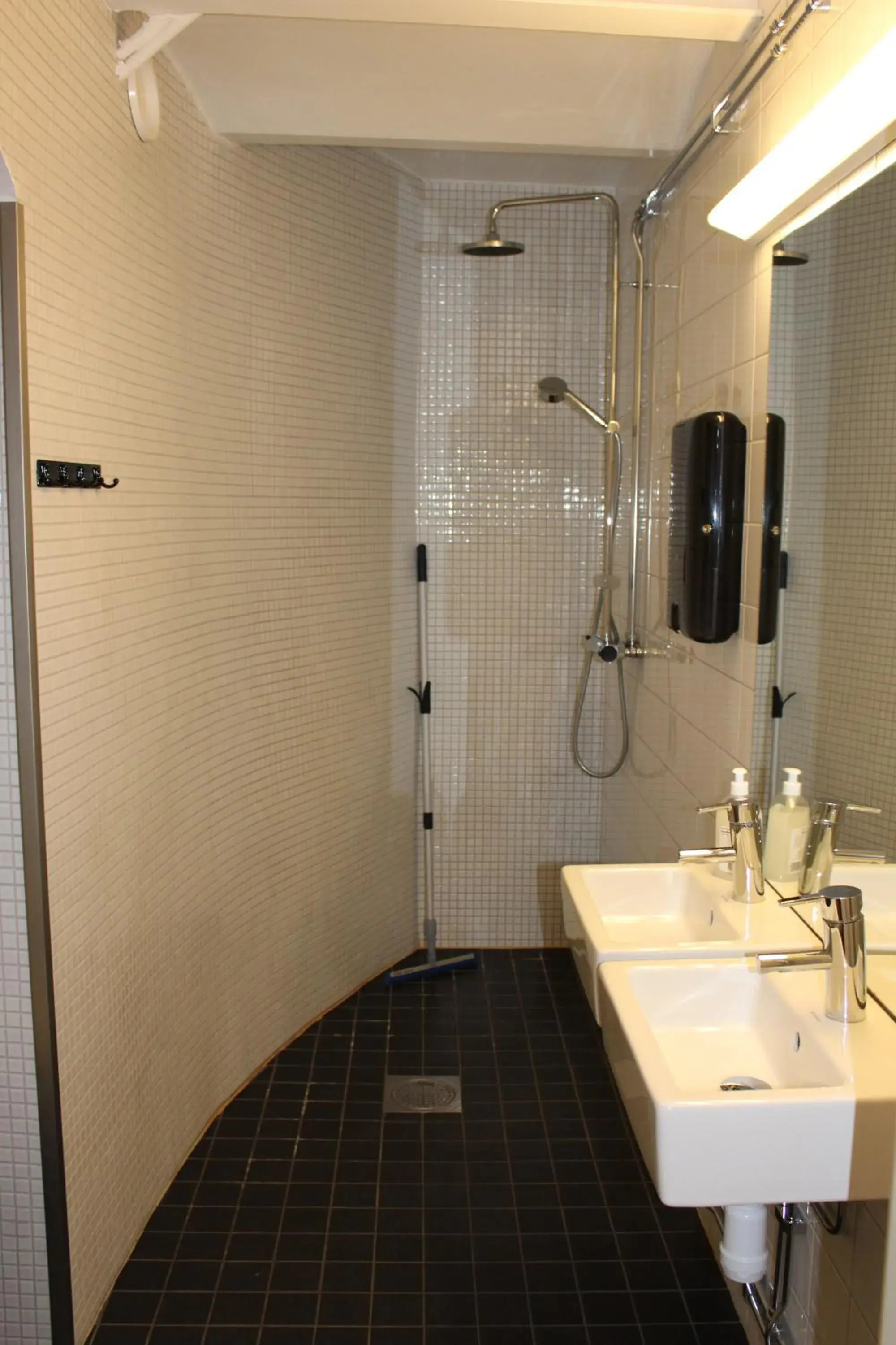 Bathroom in Hostel Dalagatan Bathroom in Hostel Dalagatan