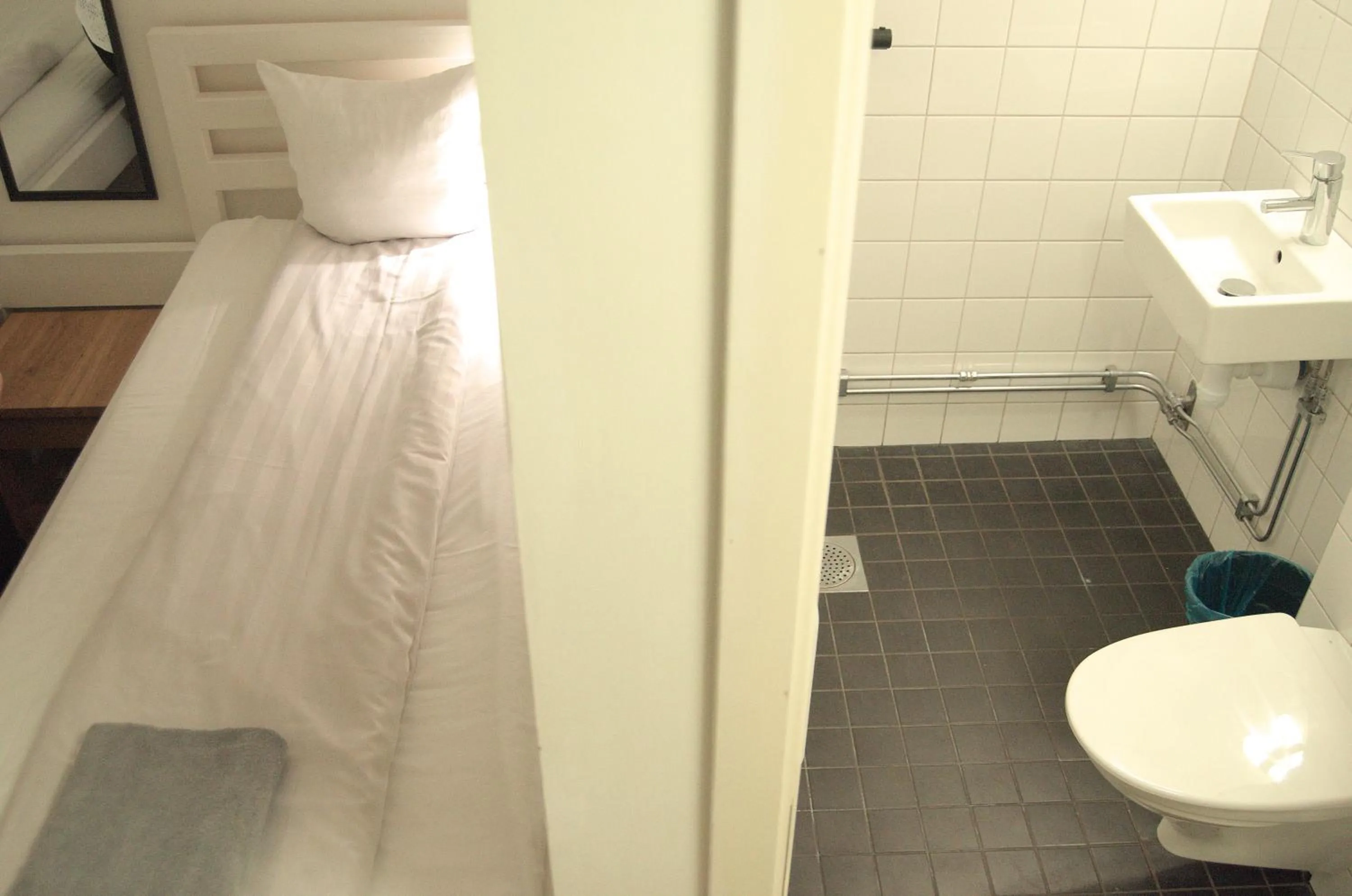 Bathroom in Hostel Dalagatan